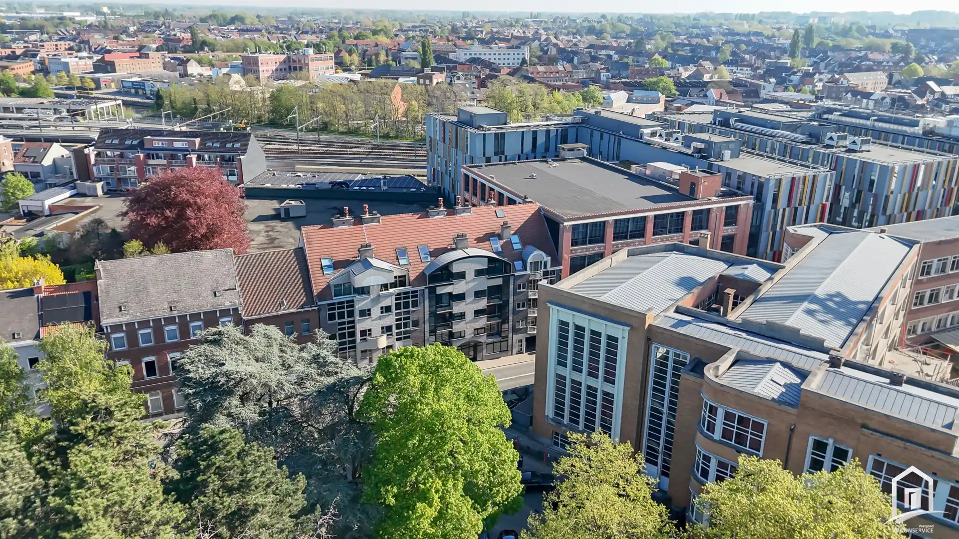 Gezellig en ruim duplex-appartement in centrum Aalst foto 13