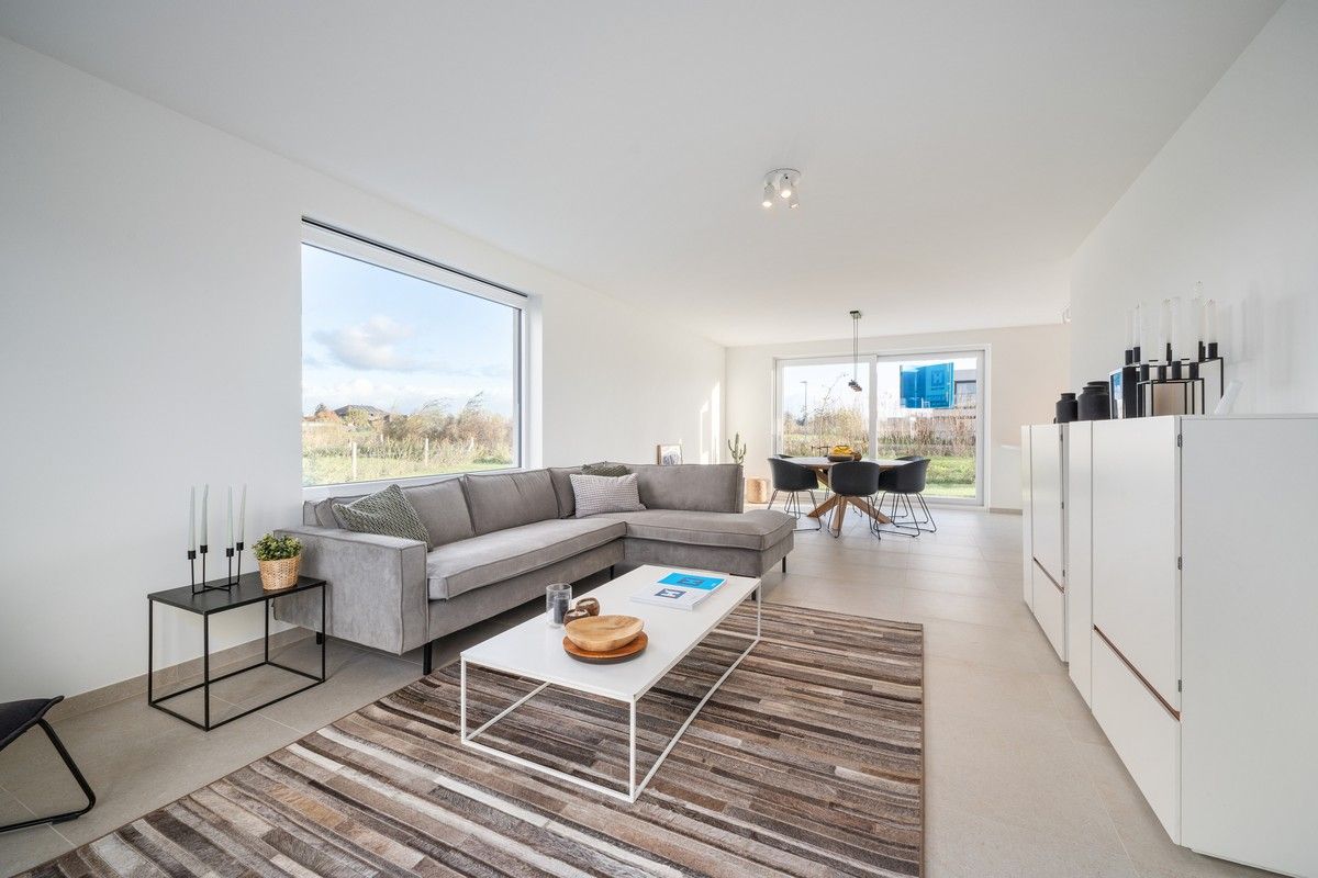 Volledig afgewerkte nieuwbouwwoning gelegen te Roeselare foto 5