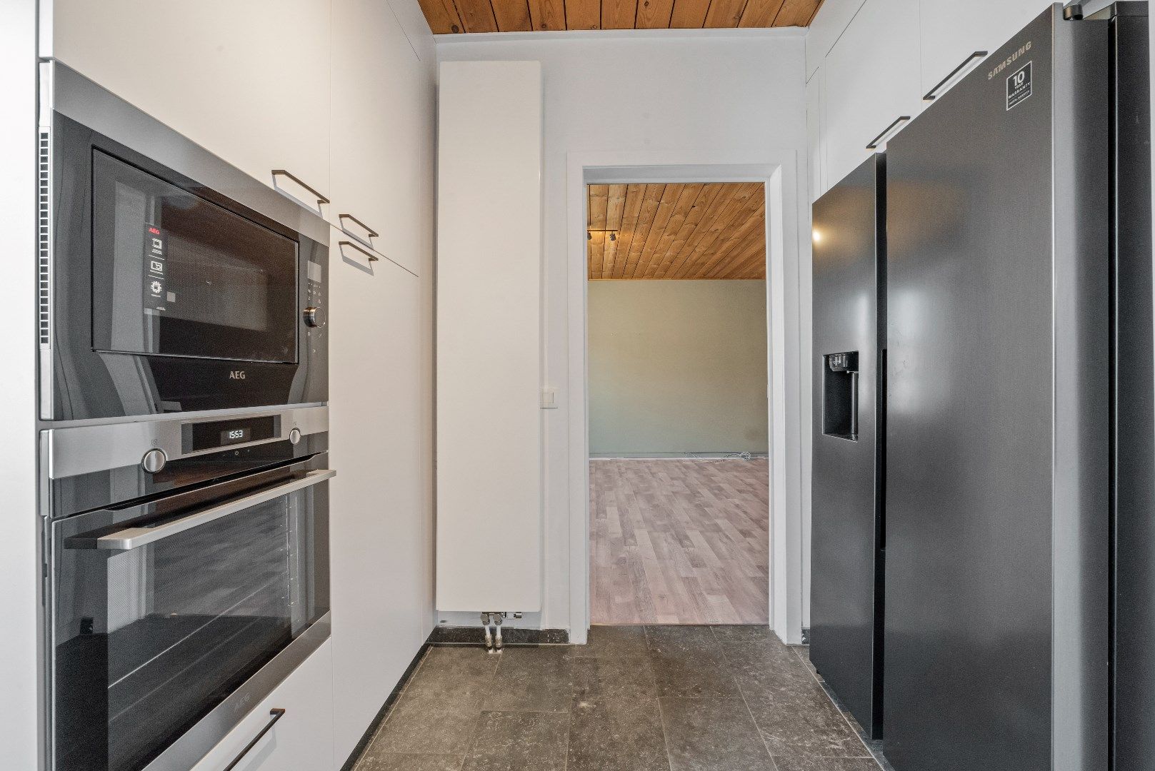 Ruim en modern duplexappartement met vier slaapkamers, centraal gelegen foto 4