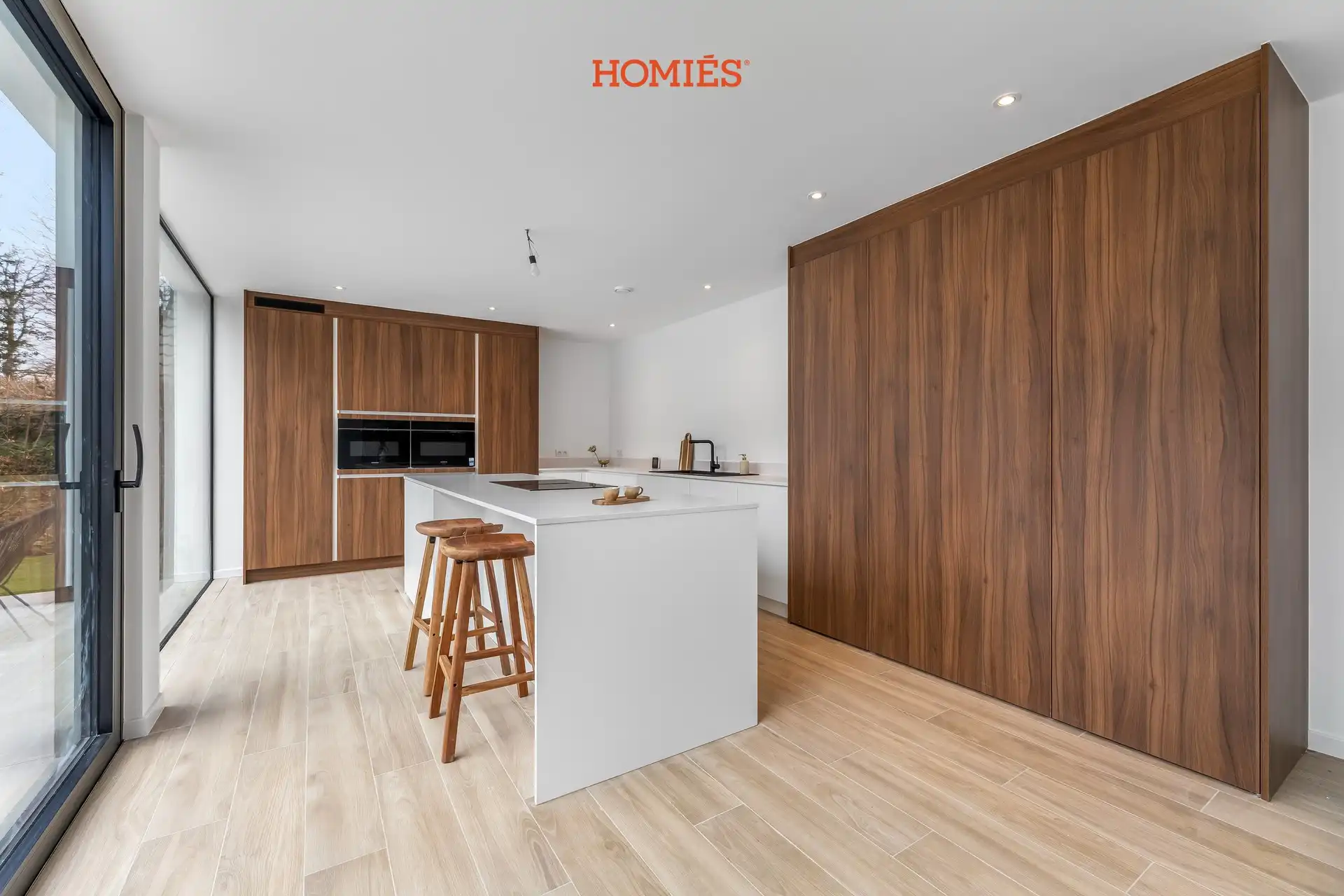 Vernieuwde energiezuinige villa op absolute toplocatie! foto 5