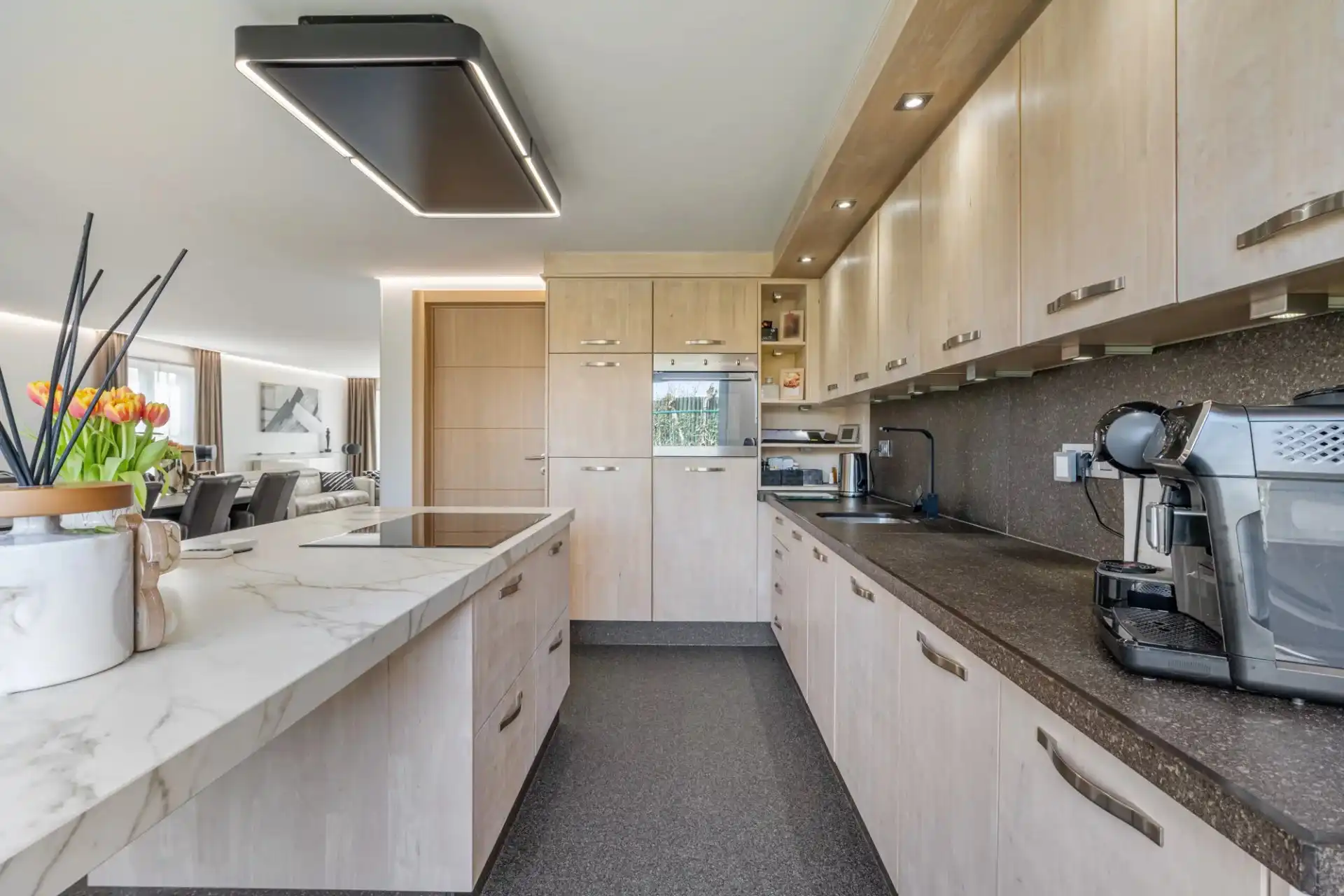 Rustig gelegen gezinswoning in Koersel foto 4