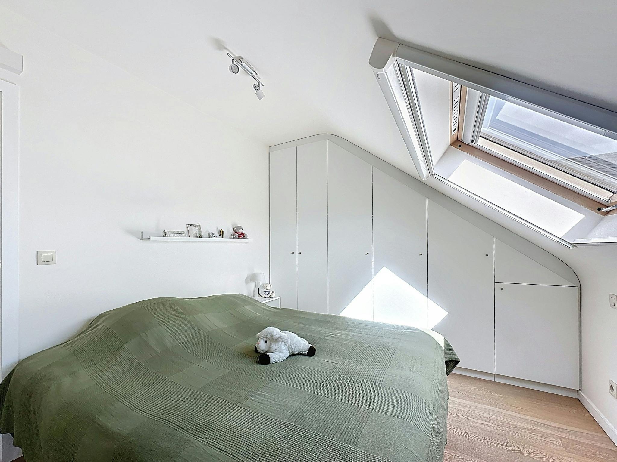 Modern appartement met 1 slaapkamer te huur in Boom foto 6