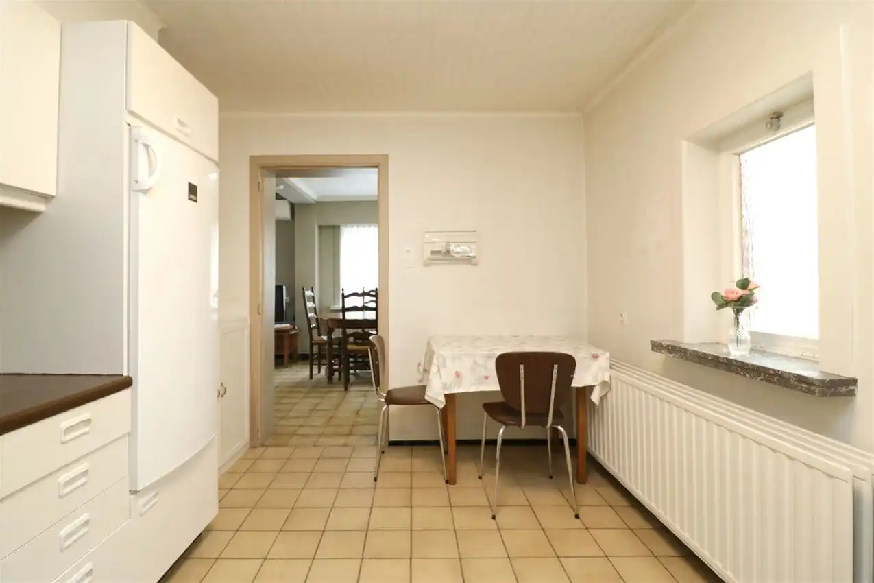 Gezinswoning met ruimte om mee te groeien op breed perceel van 12 are foto 13