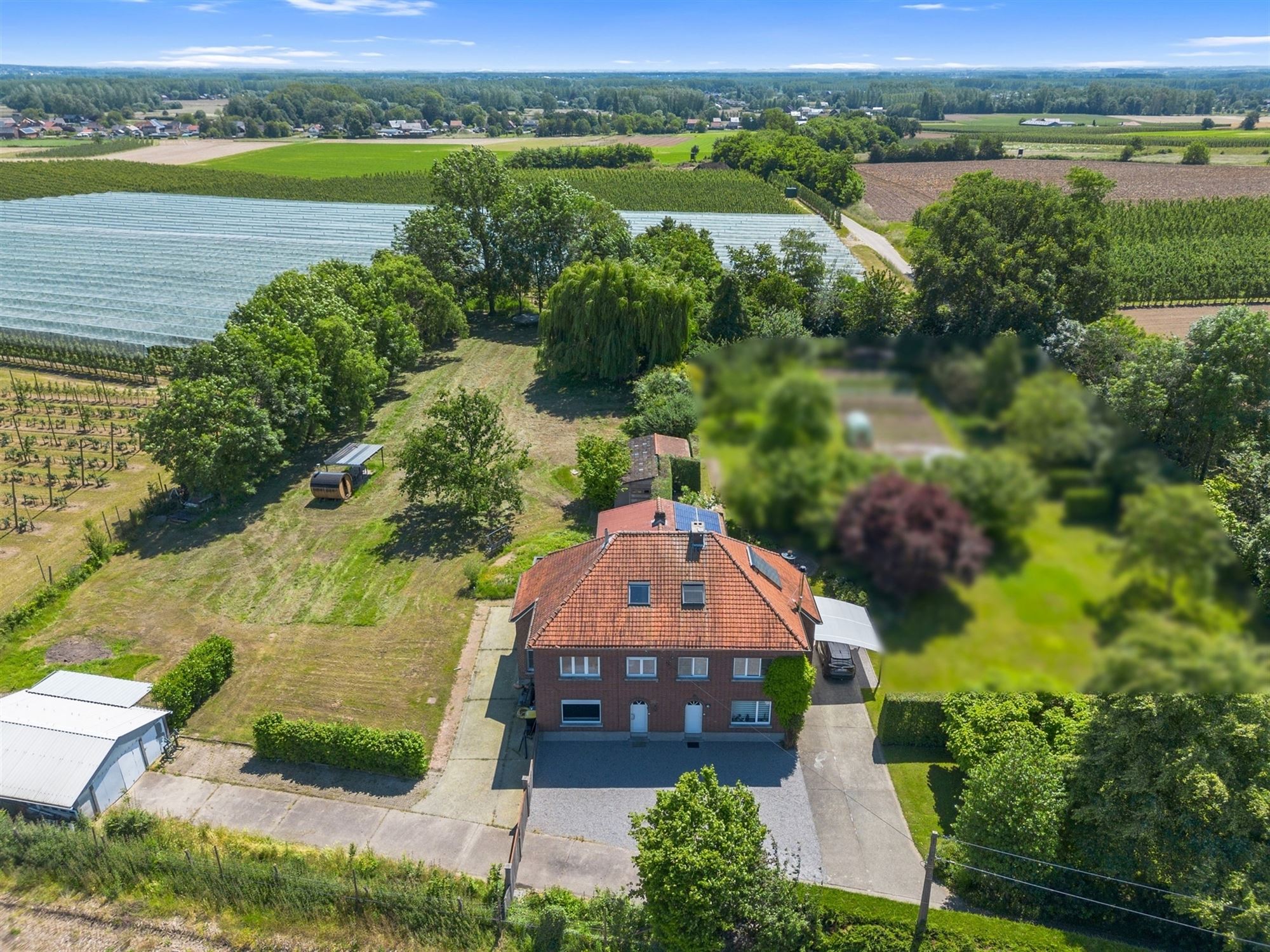 WONING MET VEEL POTENTIEEL OP EEN PERCEEL GROND VAN 35A EN DE MOGELIJKHEID TOT HET BIJKOPEN VAN BIJNA 2HA WEI foto 2