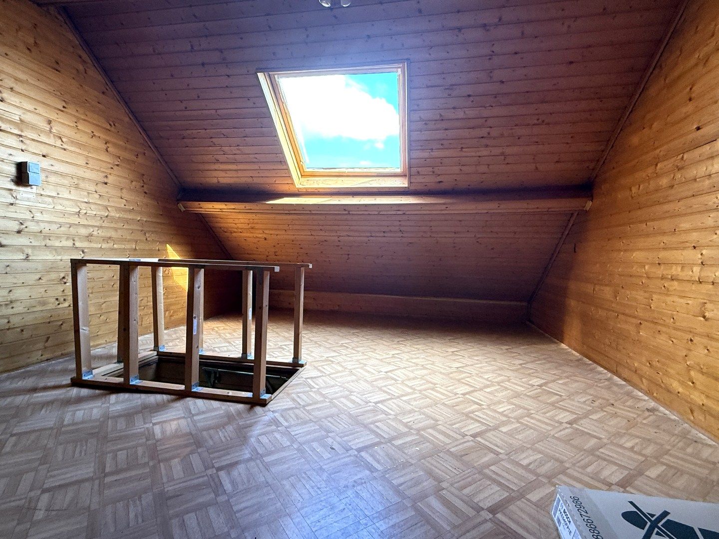 Gezellig ingerichte woning met hobbyruimte en tuin + toegang achterom foto 19