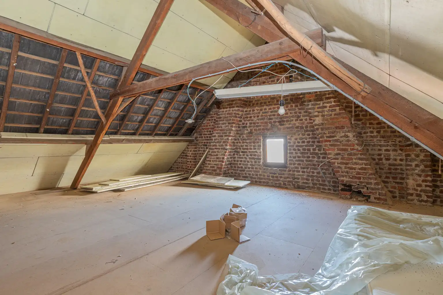 Gezinswoning met zicht op het groen! foto 16