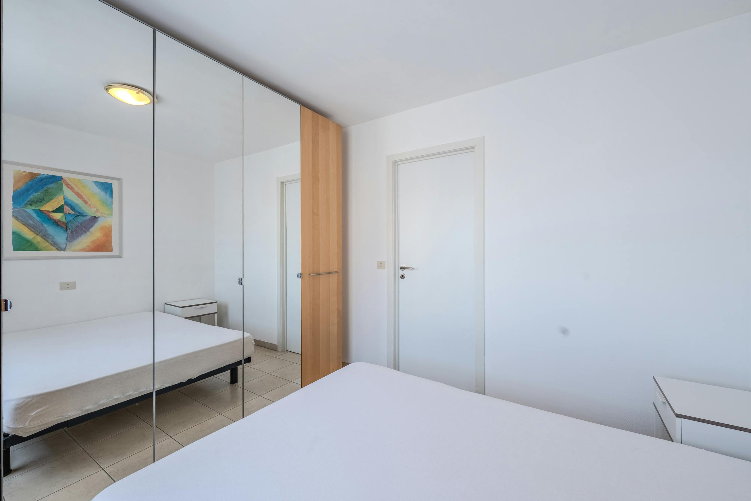 Instapklaar appartement met 1 slaapkamer, terras en zijdelings zeezicht! foto 11