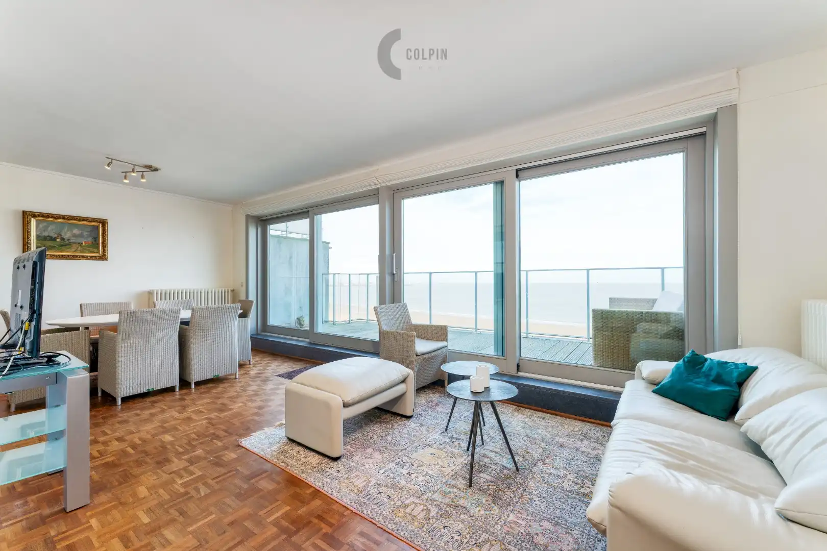 Ruime penthouse met frontaal zeezicht in Duinbergen foto 2