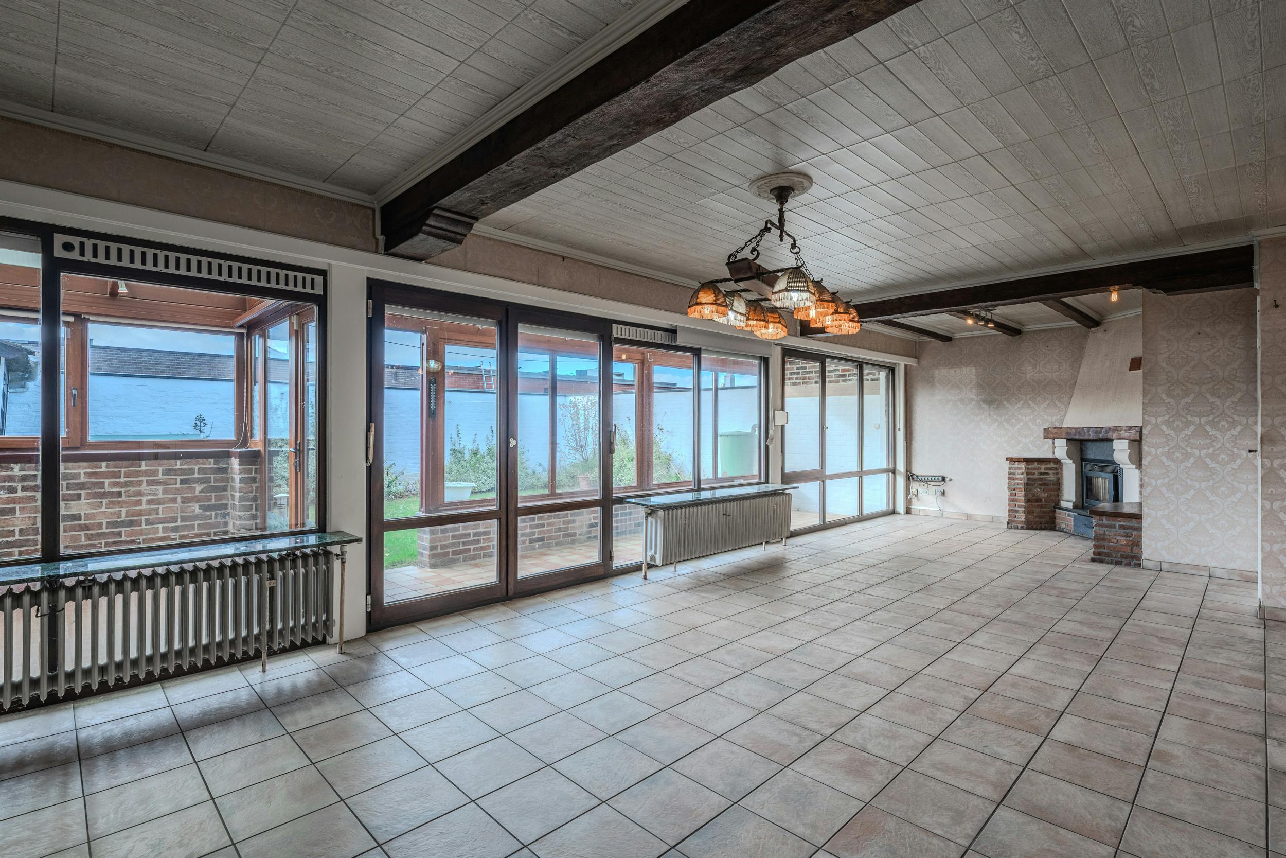 Bungalow met zonnige tuin te koop te Westende! foto 2