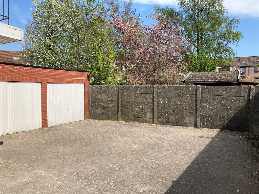 Prachtig gerenoveerd gelijkvloers appartement met 2 kamers foto 19