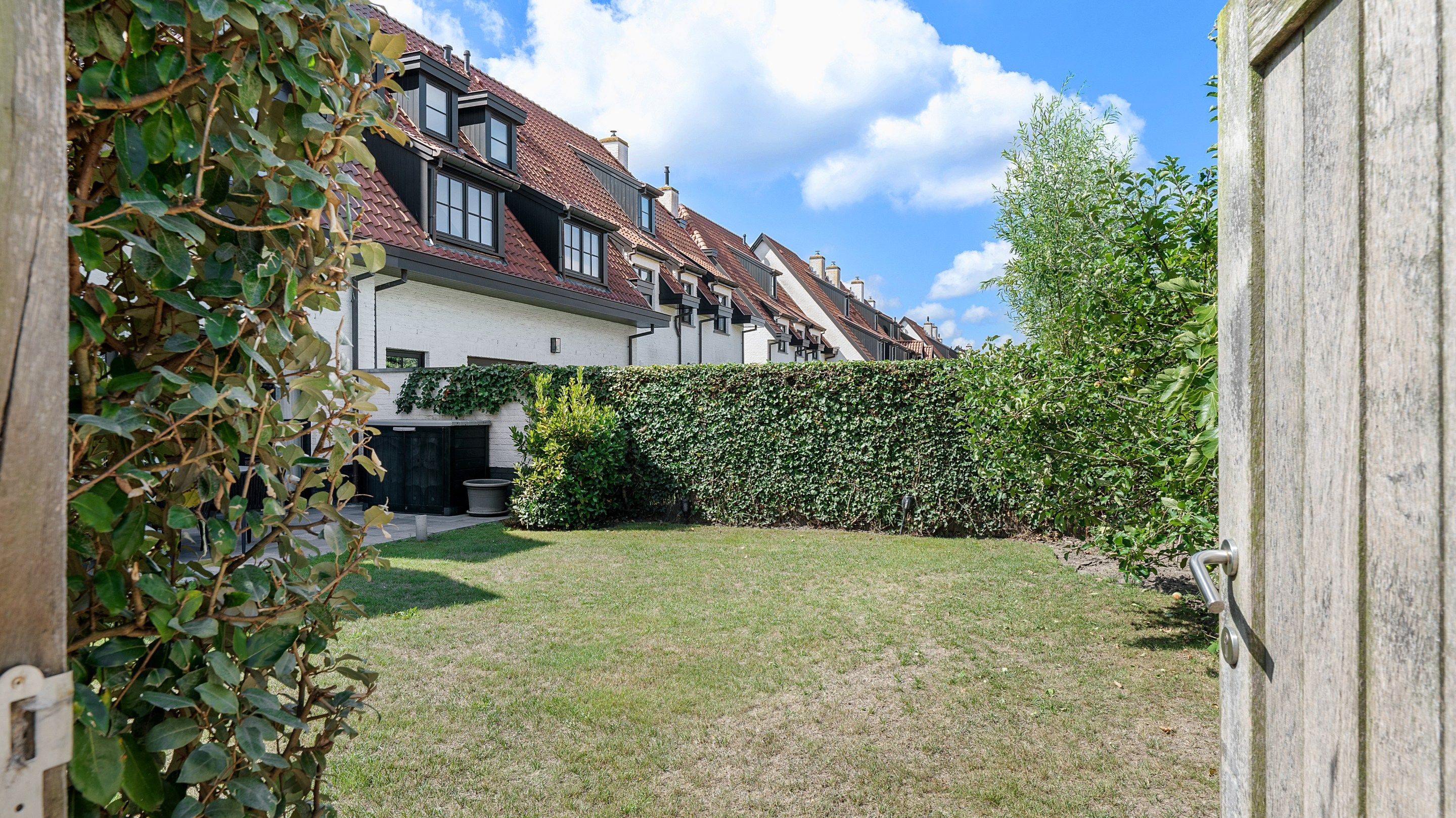 Recente hoekwoning met vijf kamers te Knokke foto 10