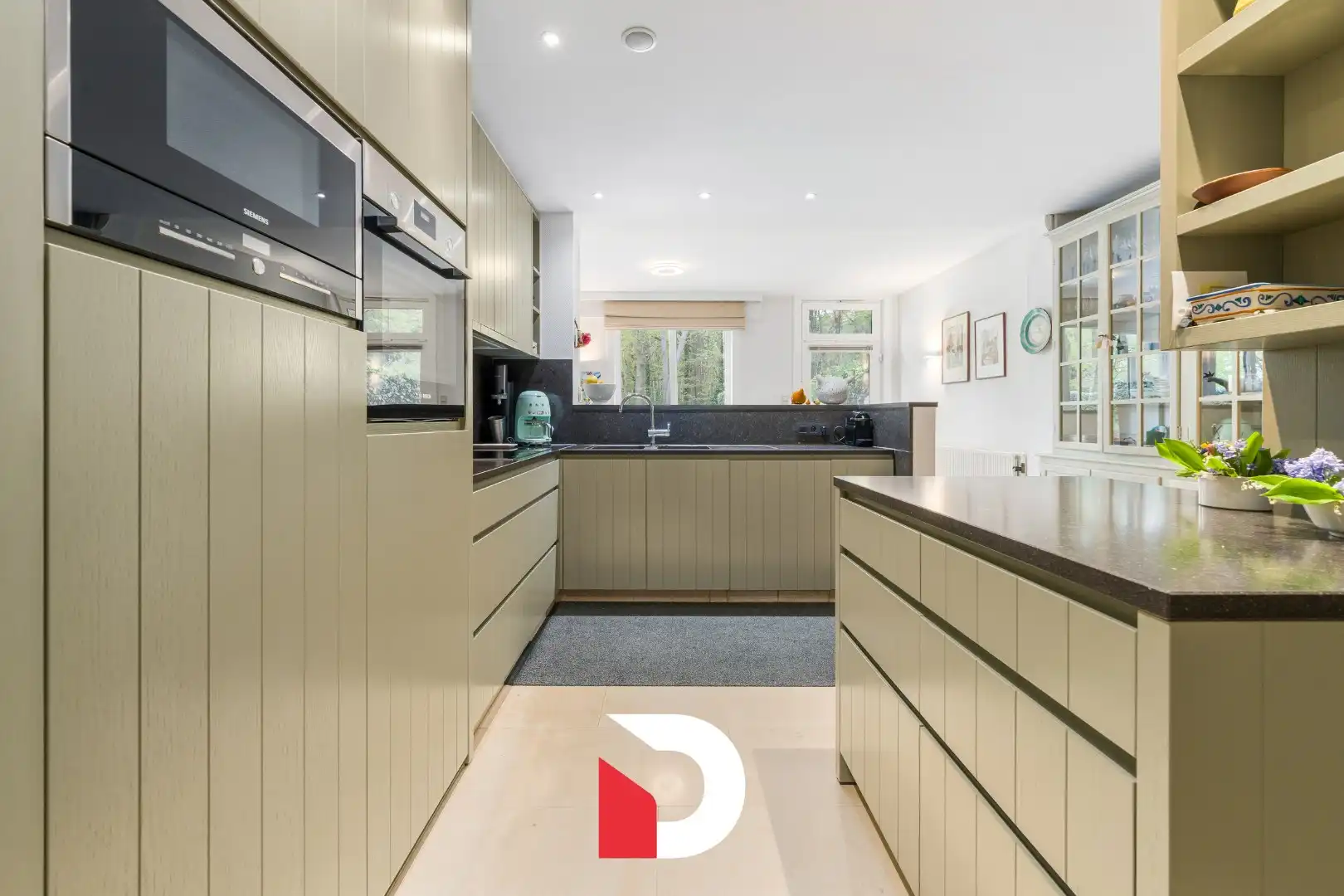 Statige halfopen woning op toplocatie te St-Kruis/Assebroek foto 17