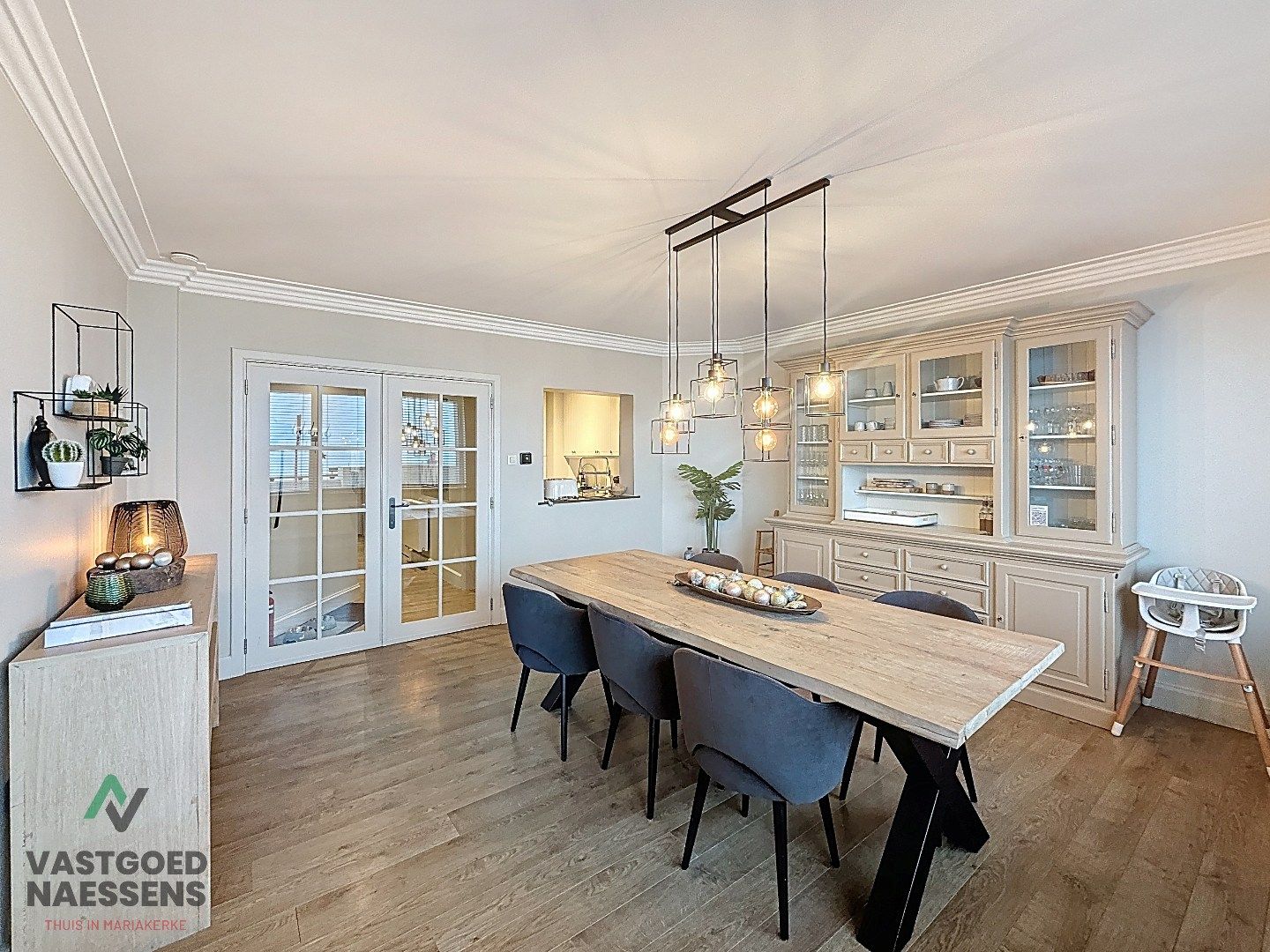 GEMEUBELD 2 SLPK APP MET ZICHT OP ZEE foto {{pictureIndex}}