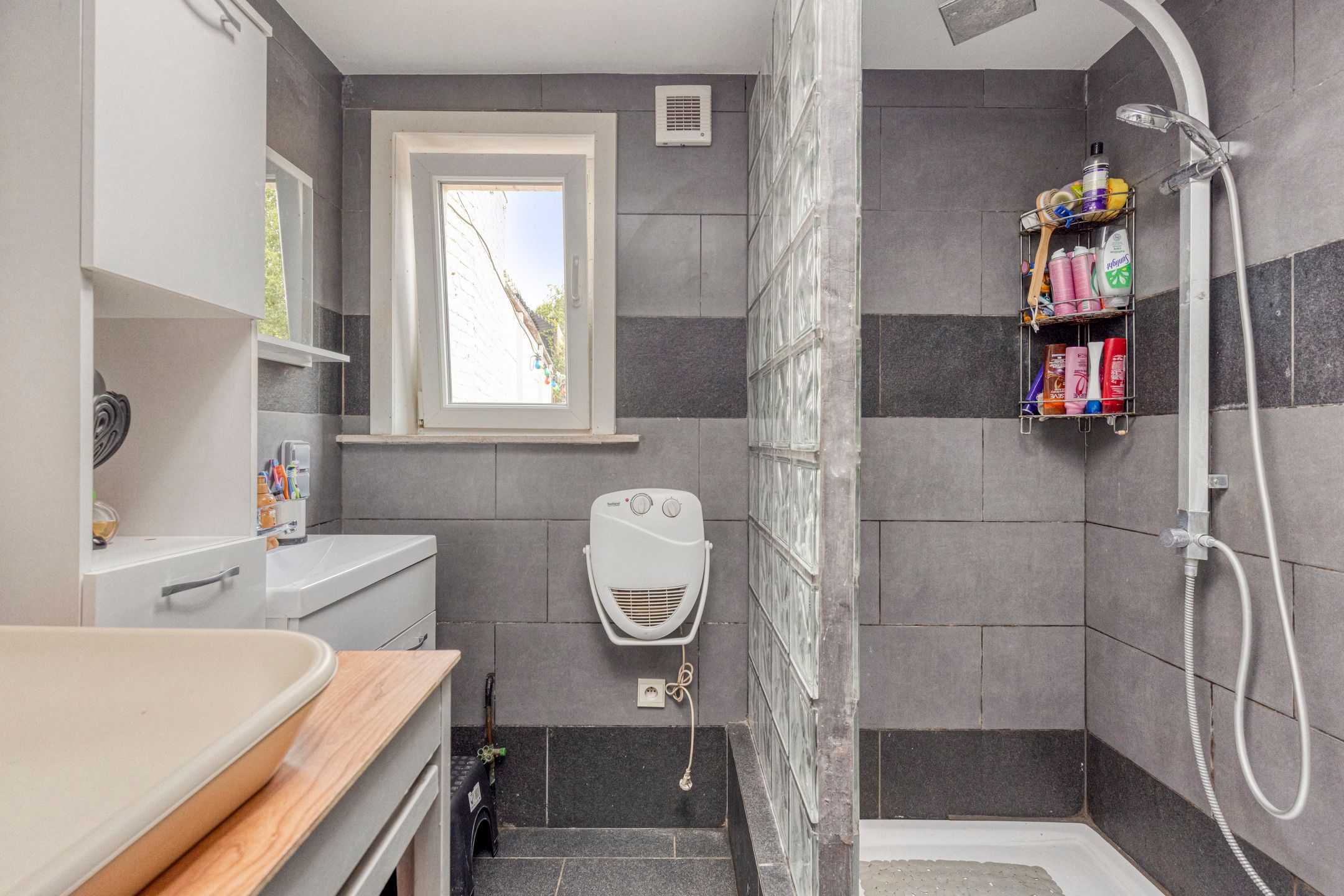Energiezuinige woning met EPC B, prachtige tuin en 4 kamers! foto 7