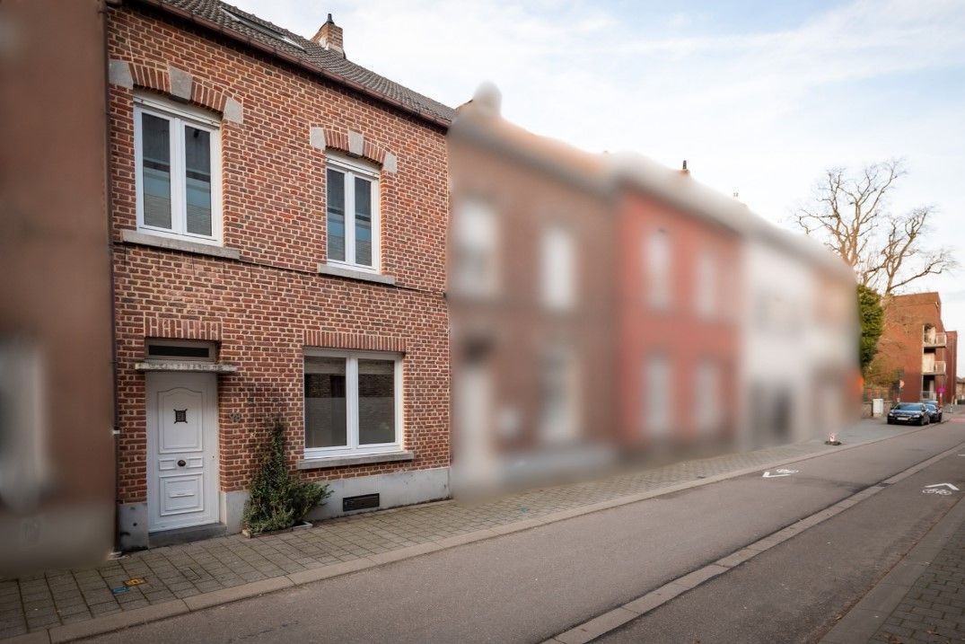 Instapklare rijwoning met 3 slaapkamers en ruime tuin  foto 2