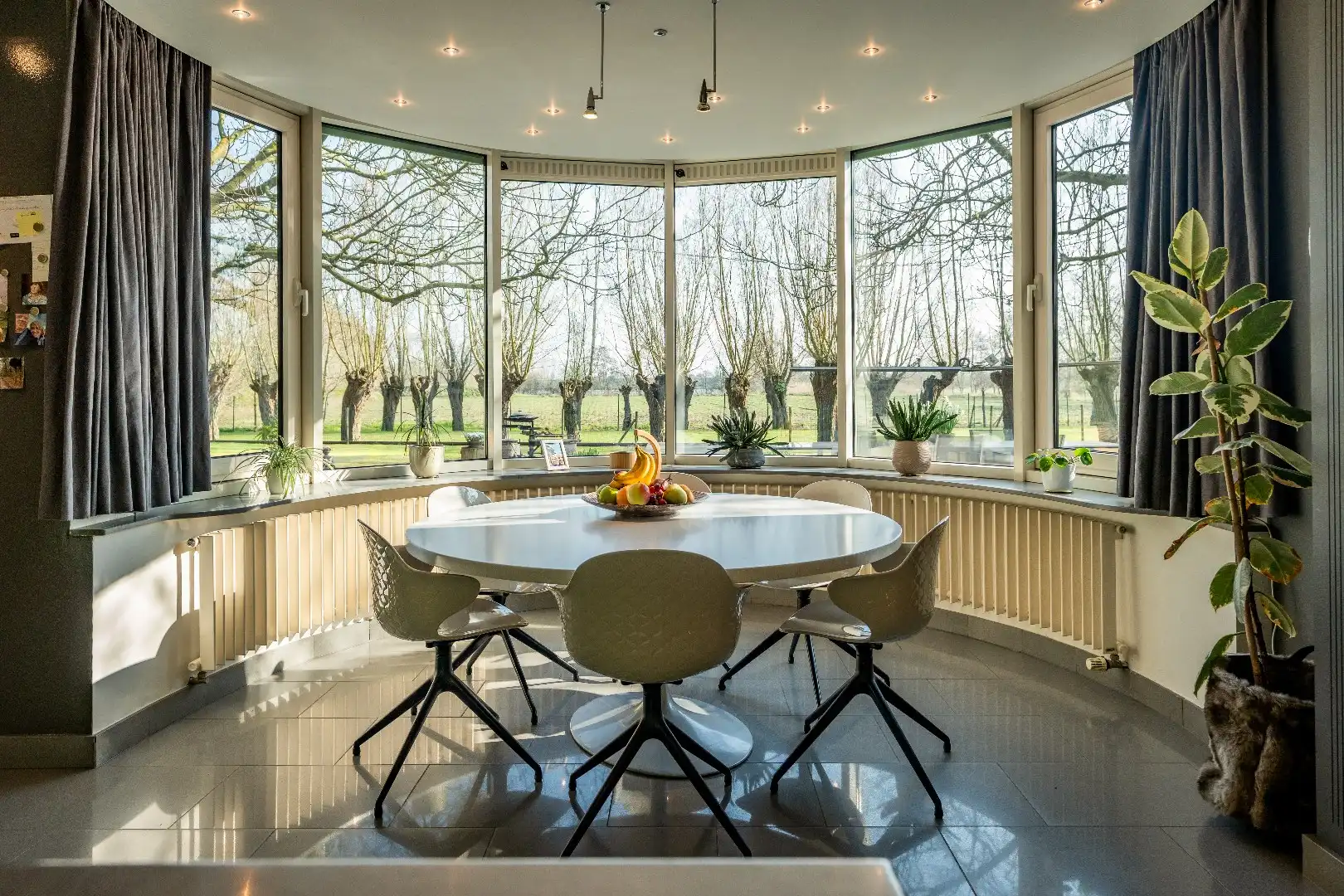 Riante villa met binnenzwembad op een uitzonderlijk domein van 6.426 m² foto 11