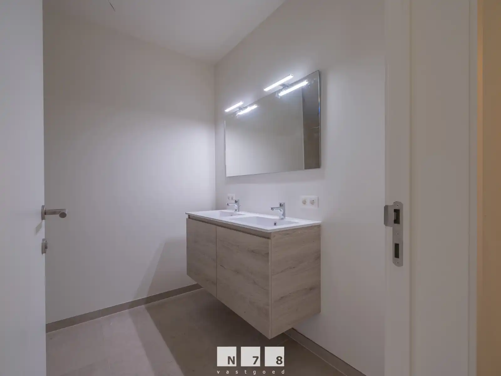 Appartement te huur foto 11
