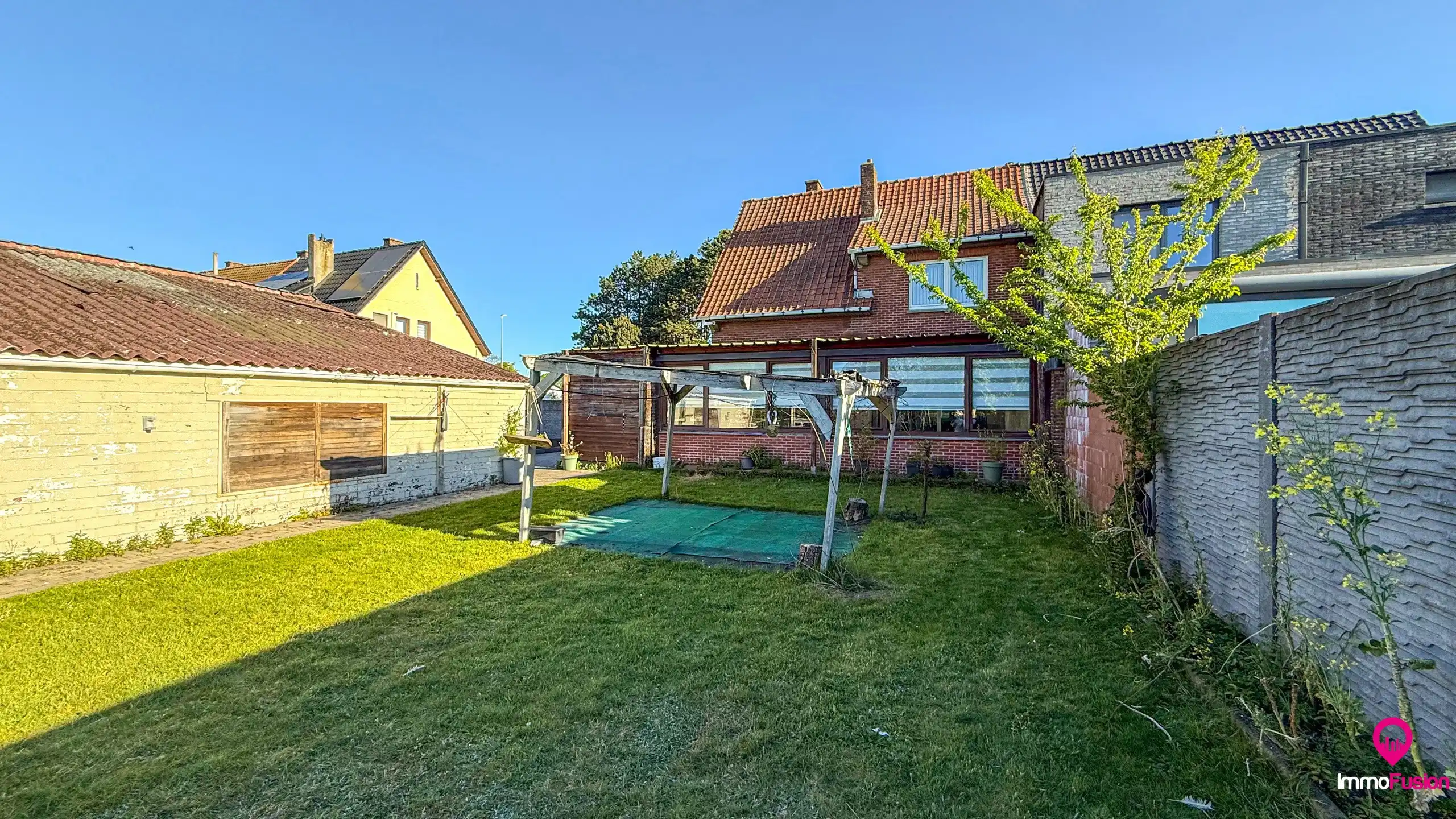 Charmante woning met 3 slaapkamers op ruim perceel van 890m² foto 39