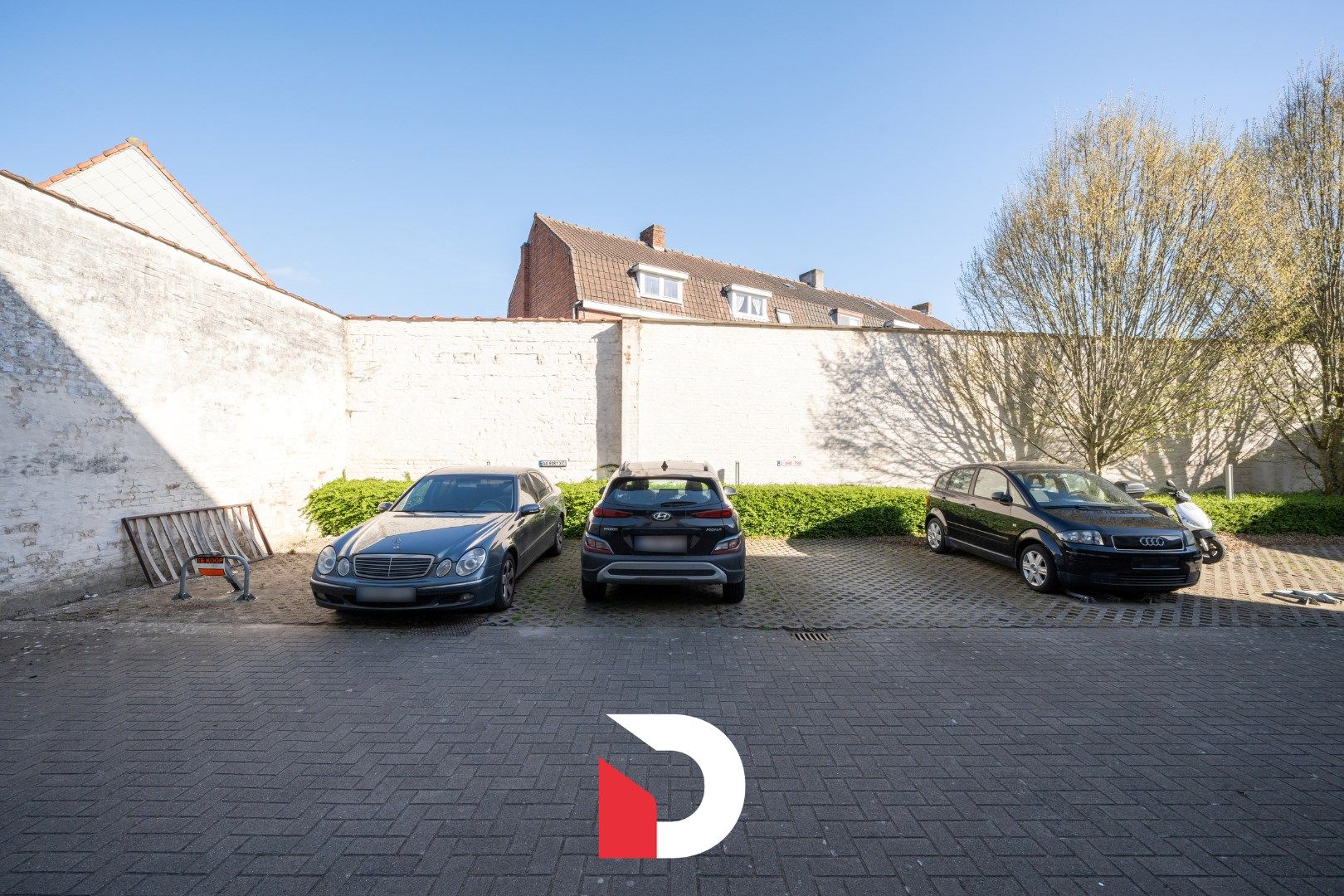 Ruim en instapklaar appartement met 2 slk. te Sint-Andries.  foto 17