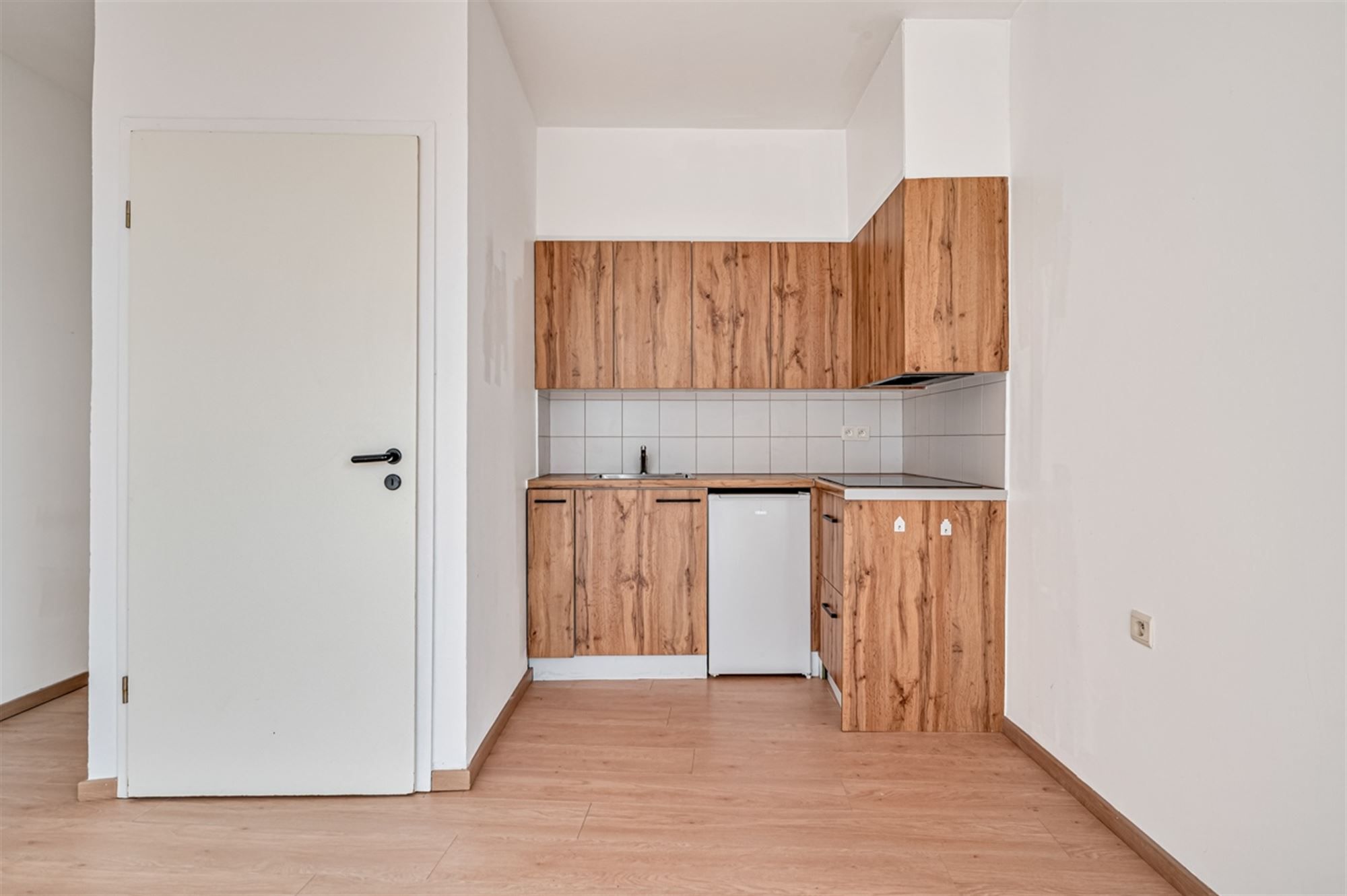 (77-41) Appartement met 1 slaapkamer en leuk uitzicht! foto 5