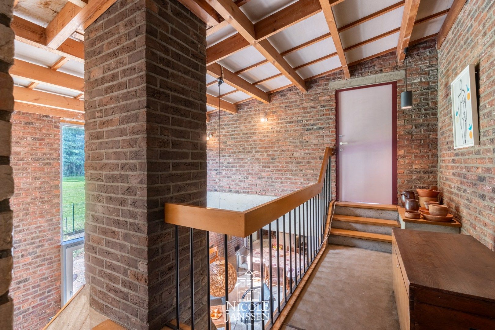 Unieke eigendom met molen foto 20