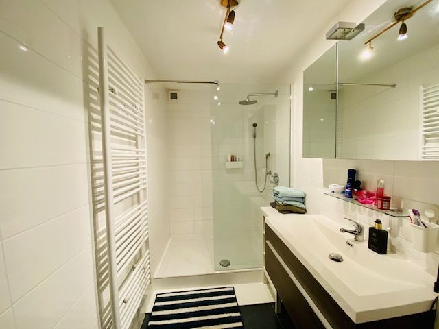GELIJKVLOERSAPPARTEMENT MET 1 SLAAPKAMER EN KOER foto 8