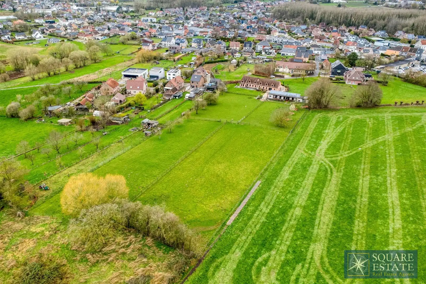 Charmant huis op een perceel van 1,17 hectare, met stal foto 30