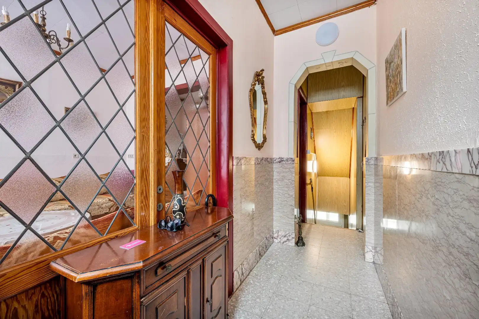 Verzorgde stadswoning met zicht over de Dendervalei foto 6