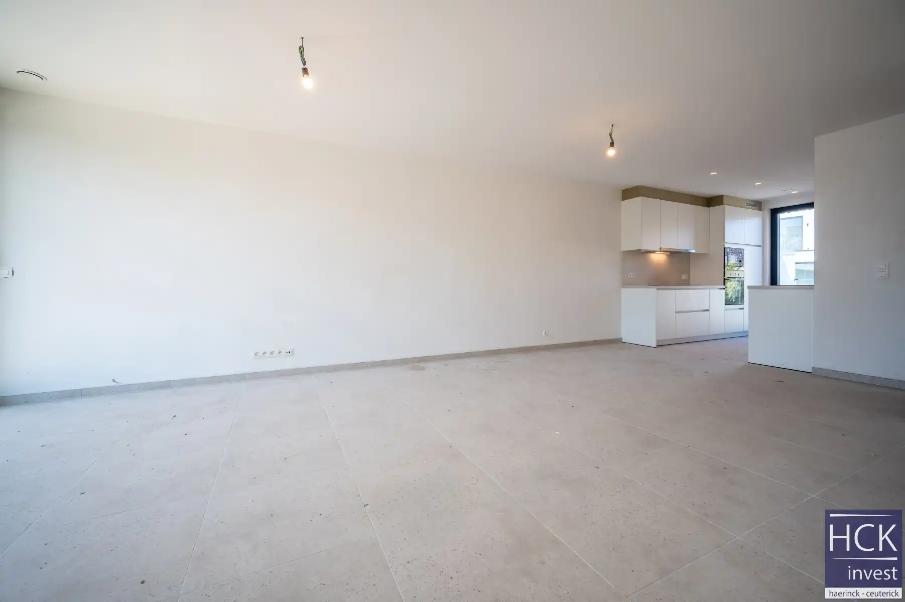 KRUISHOUTEM - Zongericht NIEUWBOUW APP. met 2 SLPK. en 2 terrassen! foto 4