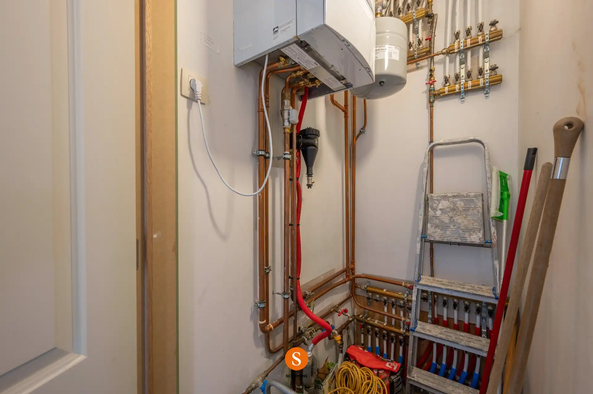 Instapklare woning met polyvalente ruimte, zonnige tuin en tal van mogelijkheden. foto 15