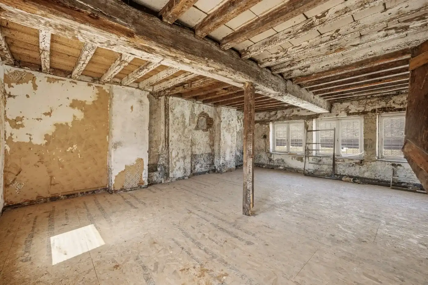 Totale renovatie met 5-slaapkamerpotentieel op toplocatie  foto 13