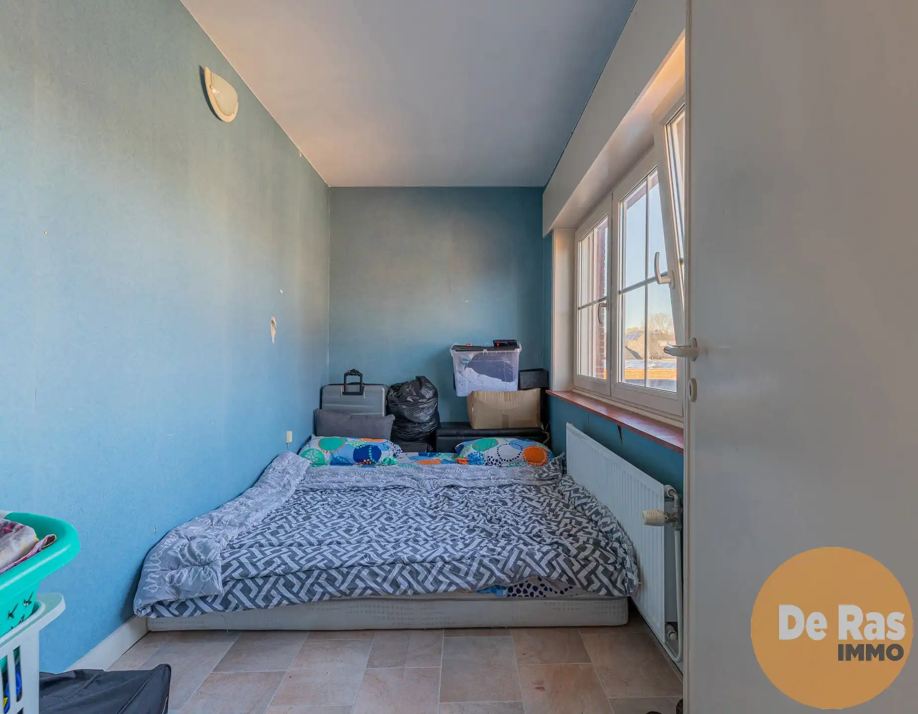 DENDERLEEUW - Ruime woning met 4 slpks, bureau en koer foto 13