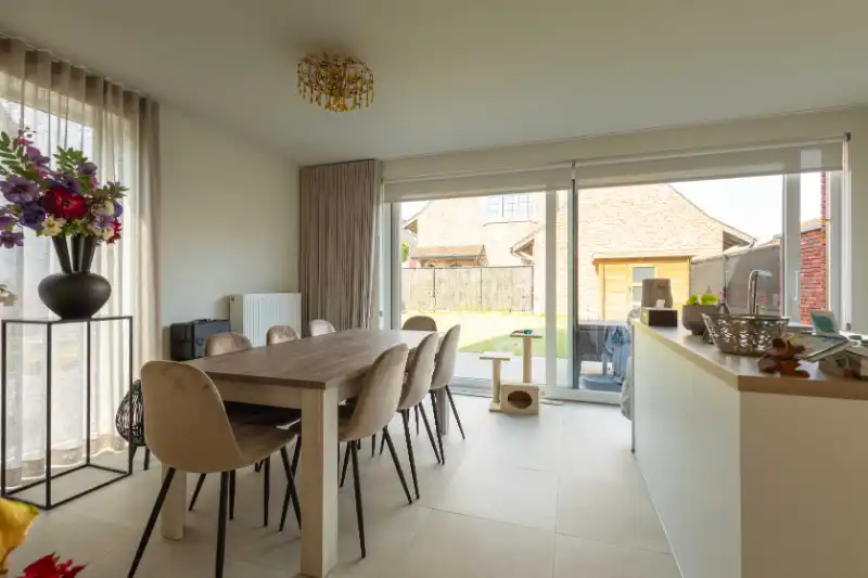 ROESELARE: Prachtige nieuwbouwwoning bouwjaar 2022 met 3 slaapkamers. foto 3