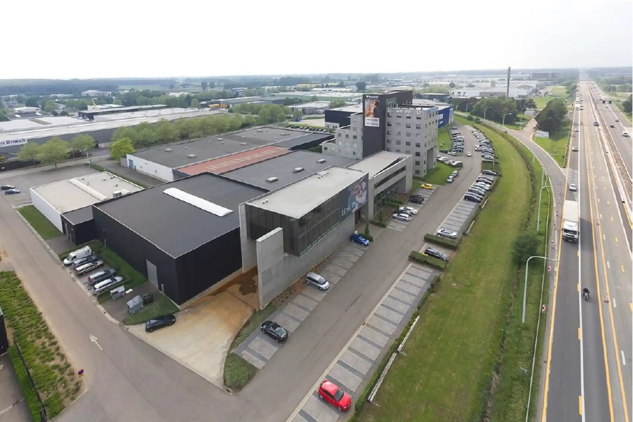 Kantoor te huur foto 2