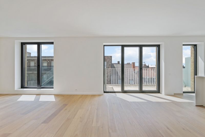 Modern nieuwbouwappartement te koop in Roeselare met gunstige oriëntatie foto 2