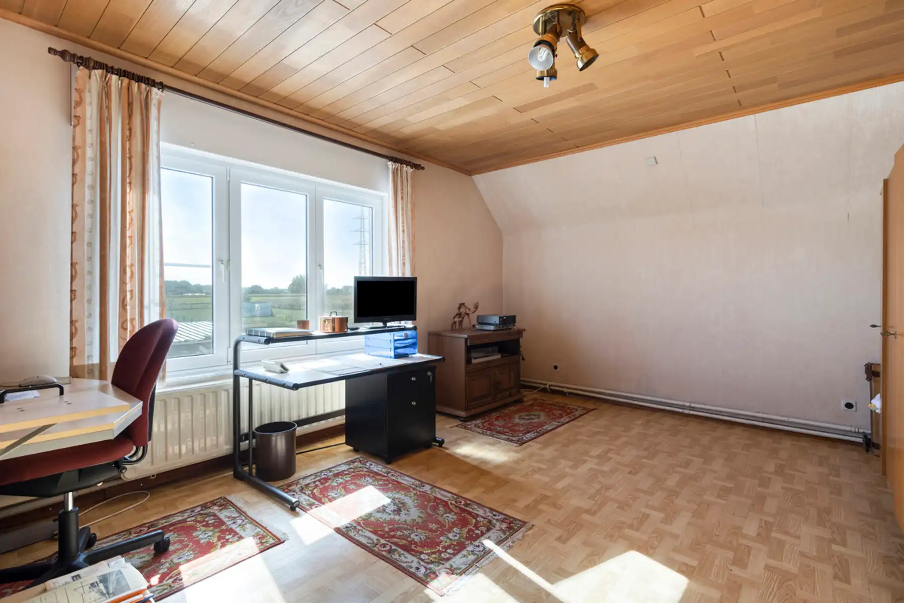 Uniek gelegen hoeve met weiland op ca. 81,5 are in Malderen foto 18