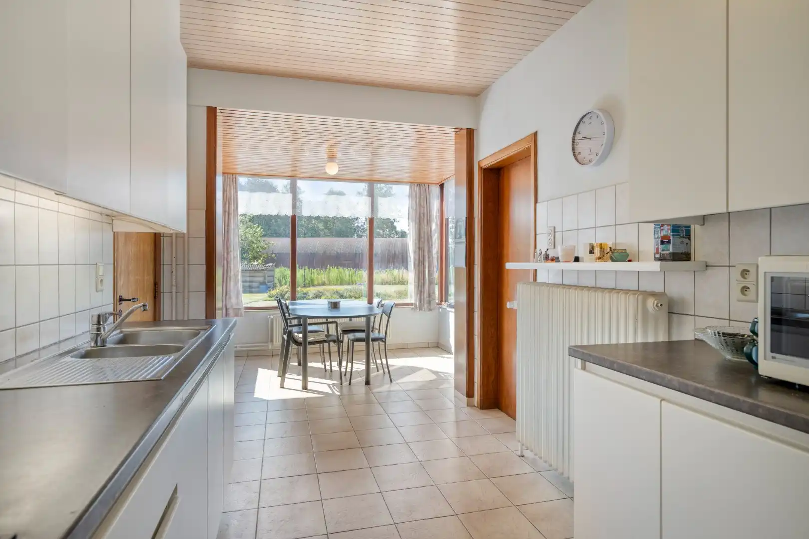 Op te frissen woning met 4 slpks, op een zonnig perceel van 1.506 m² in Mol-Achterbos !  foto 7
