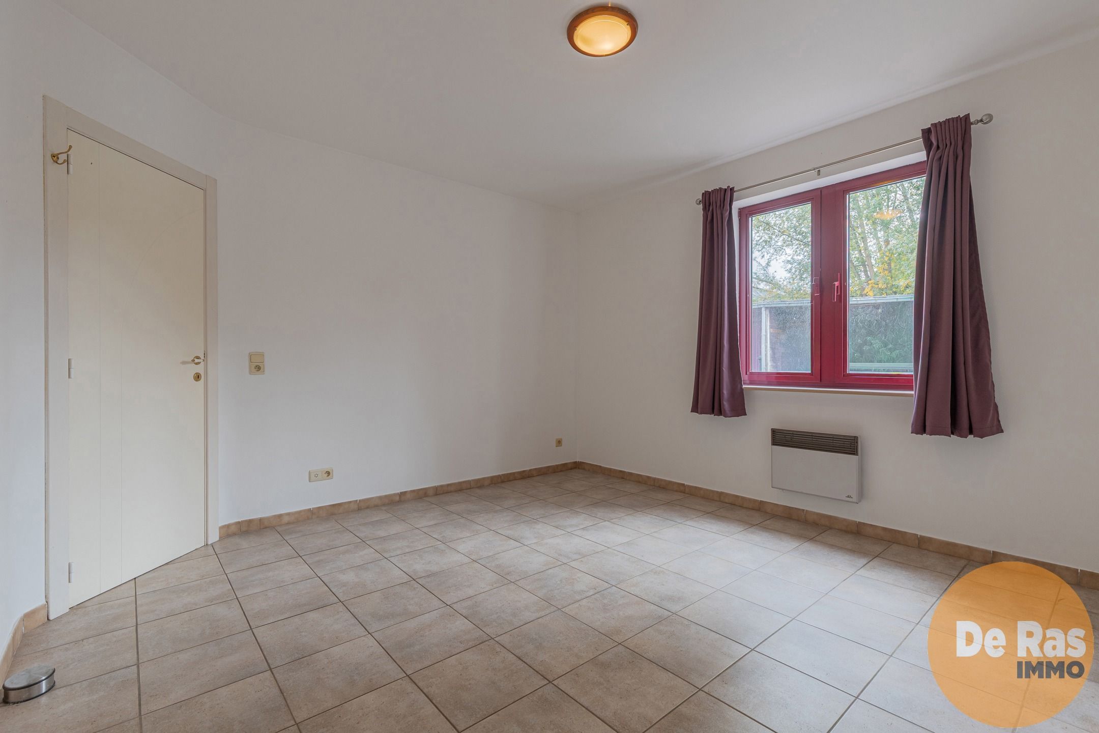 AFFLIGEM– Ruim gelijkvloersapp. met 2 slpks in rustige buurt foto 8