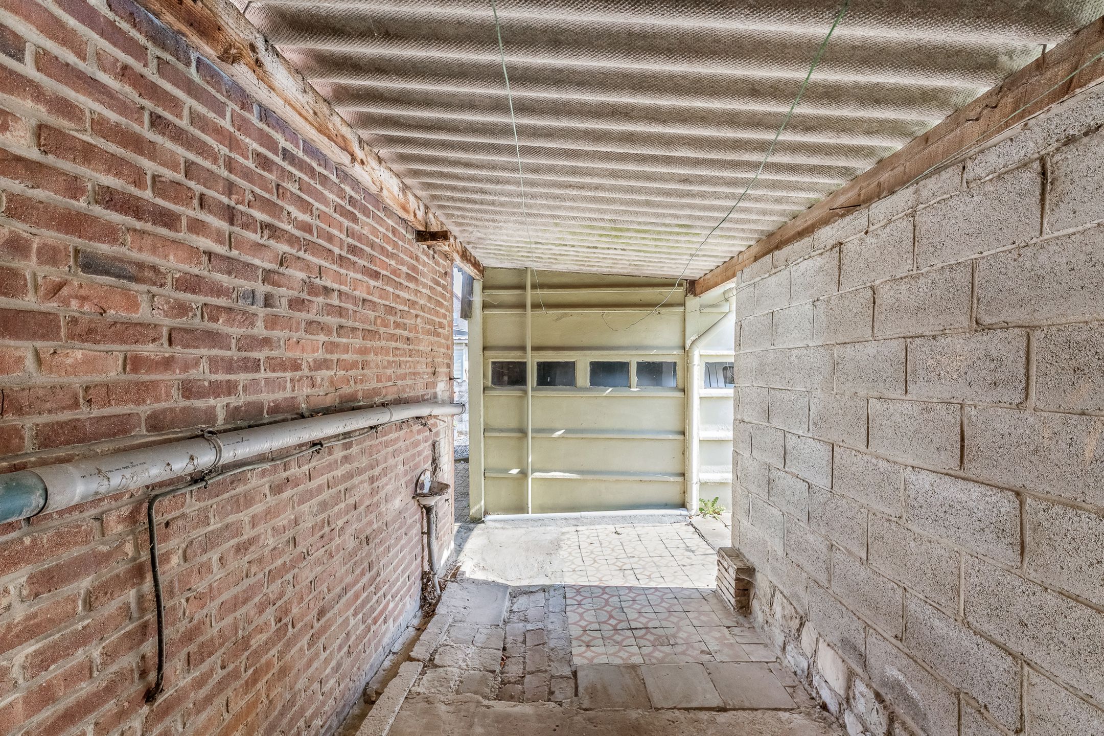 Halfopen gezinswoning met garage te Vlijtingen foto 20