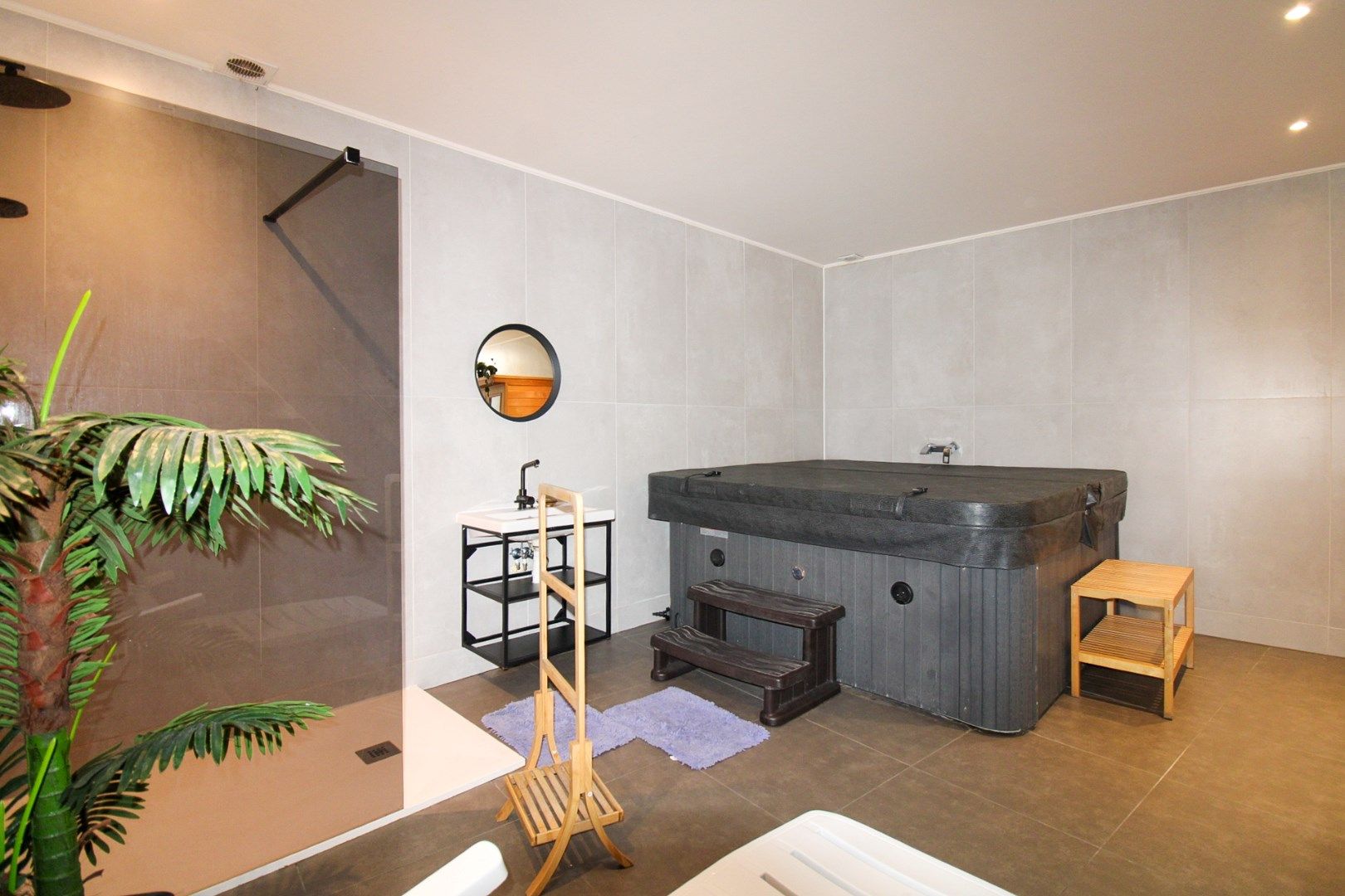 Veelzijdig handelshuis met woonst en luxueuze B&B op toplocatie aan de Markt van Temse! foto 14