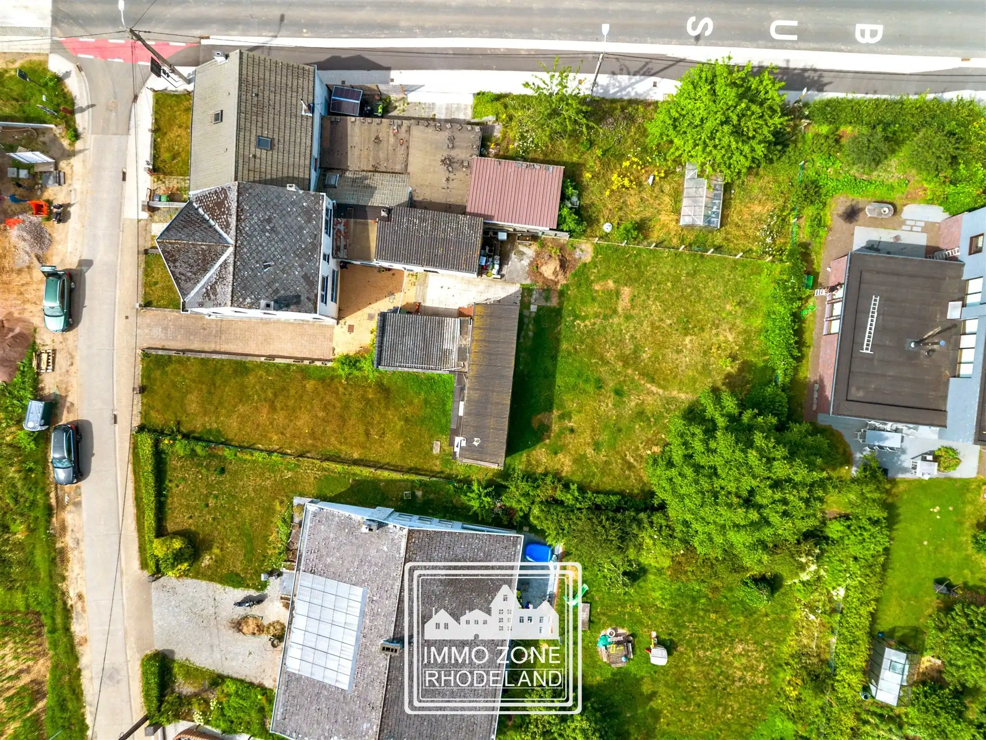 Gunstig gelegen te renoveren woning met veel potentieel foto 26