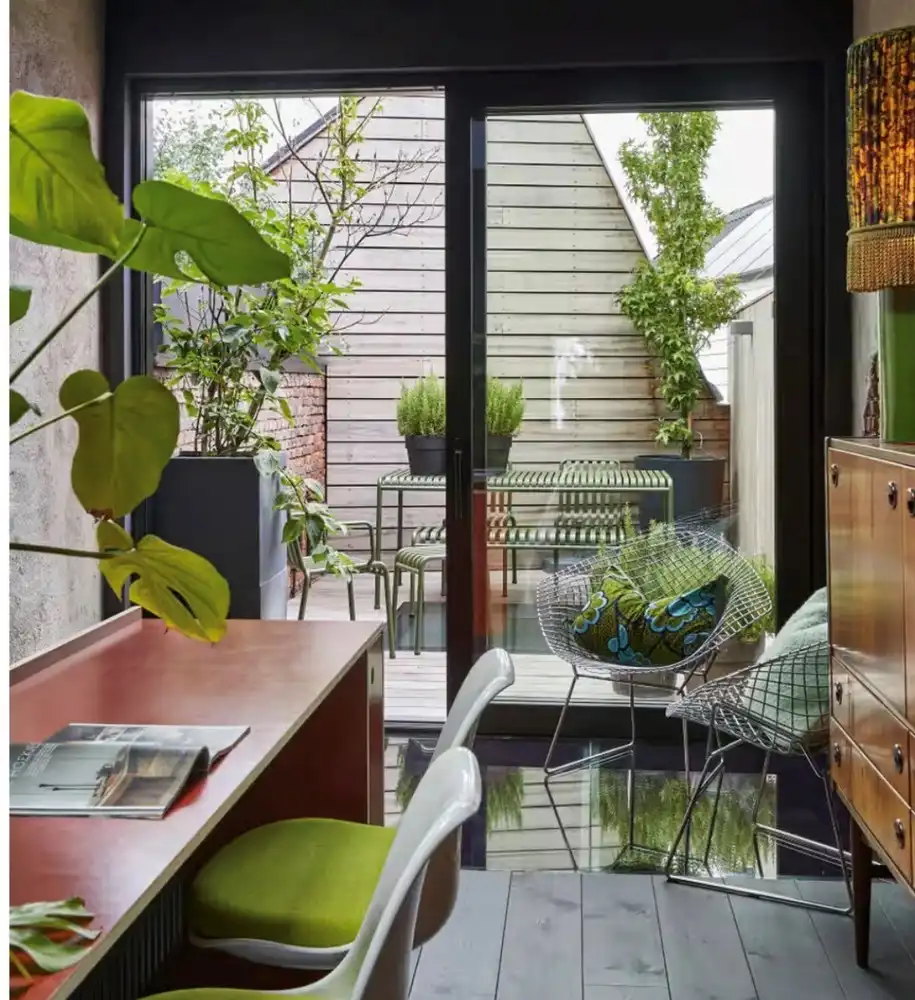 Karaktervolle erfgoedwoning op topligging tegenover de Sint-Gummaruskerk. foto 8