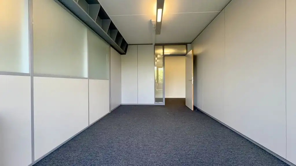 Duplexkantoor te huur in Dionysius KMO center in Sint-Denijs-Westrem foto 3
