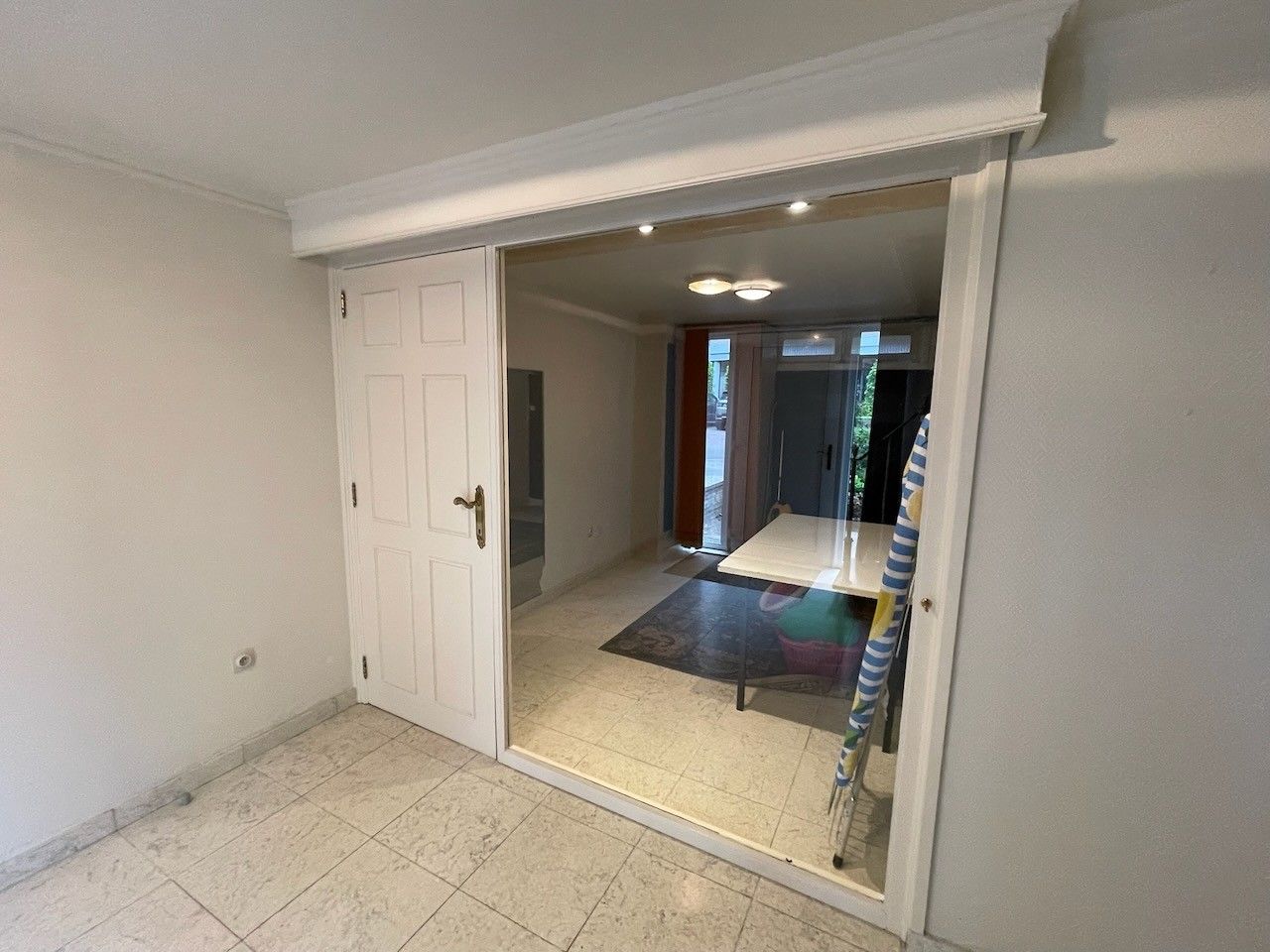 Genk, Jan Habexlaan 10: Bel-etage woning met 3 ruime slaapkamers, kantoorruimte, garage en mooie tuin vlakbij Genk-centrum! foto 21