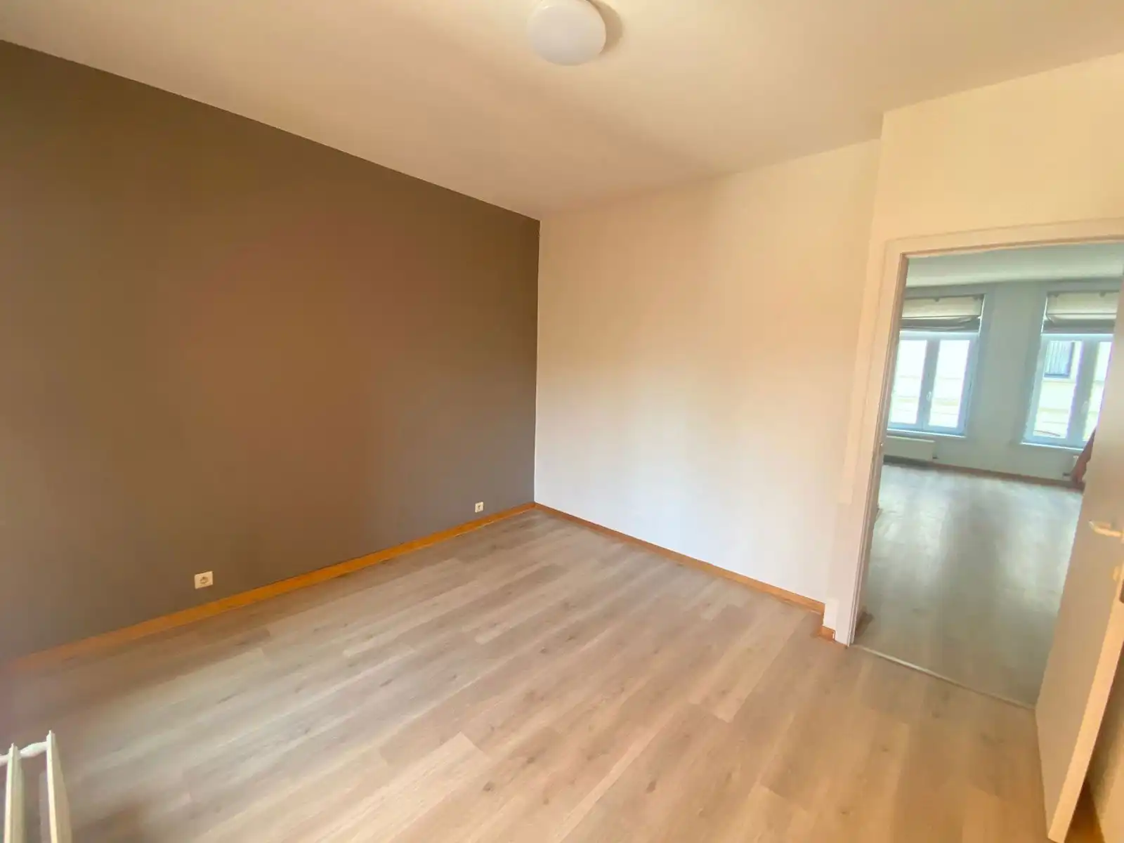 OPBRENGSTEIGENDOM IN IZEGEM (3 APPARTEMENTEN)  foto 13