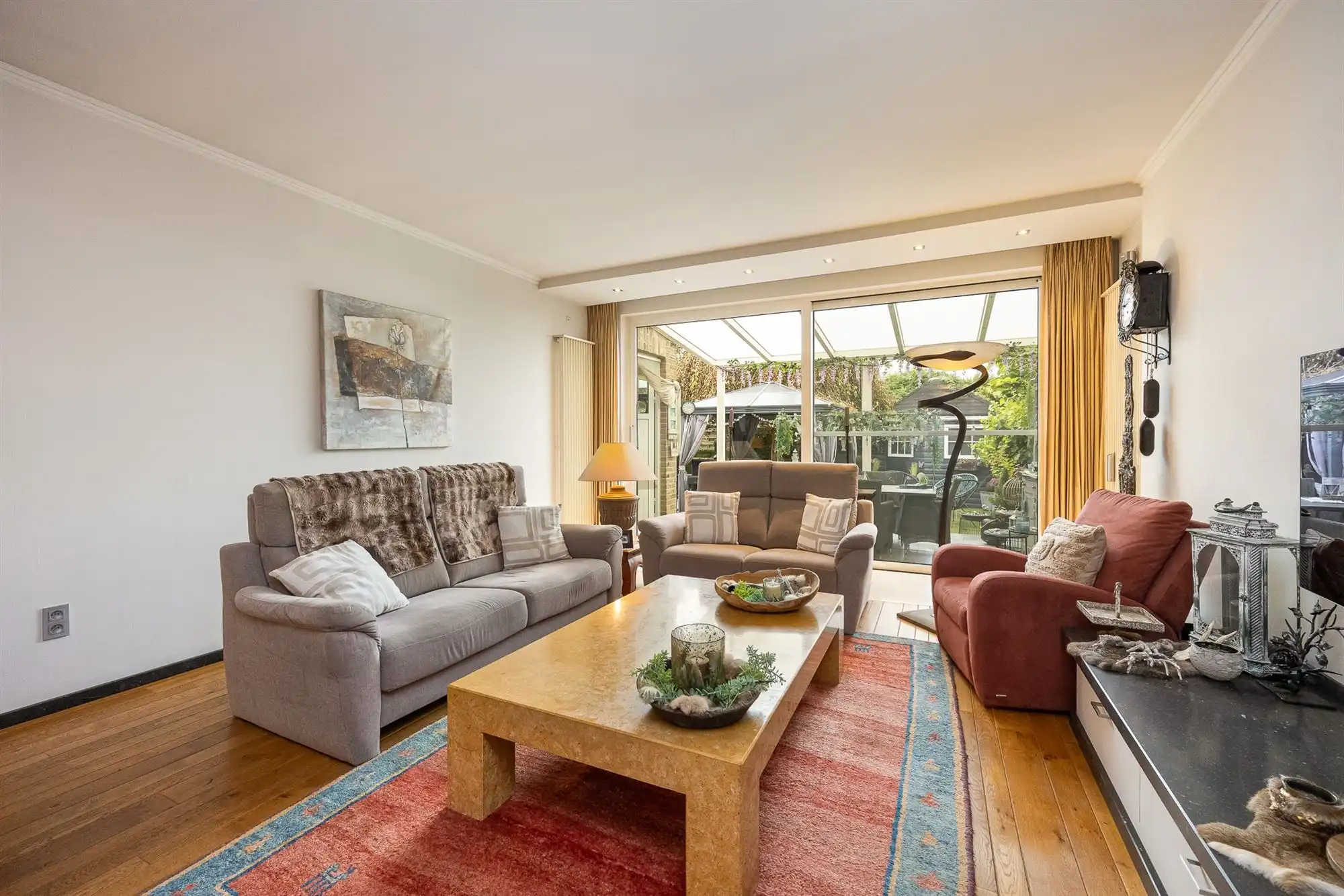 Instapklare woning met 4 slaapkamers en garage foto 14