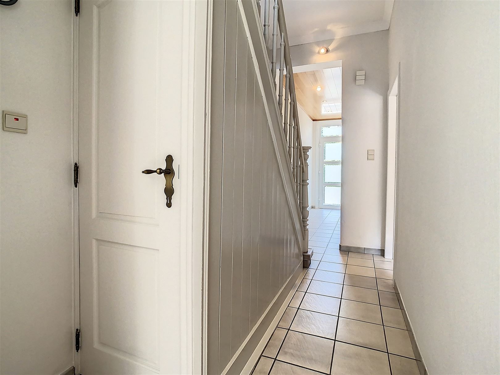 Instapklare woning, 2 slpks, tuin en garage foto 29