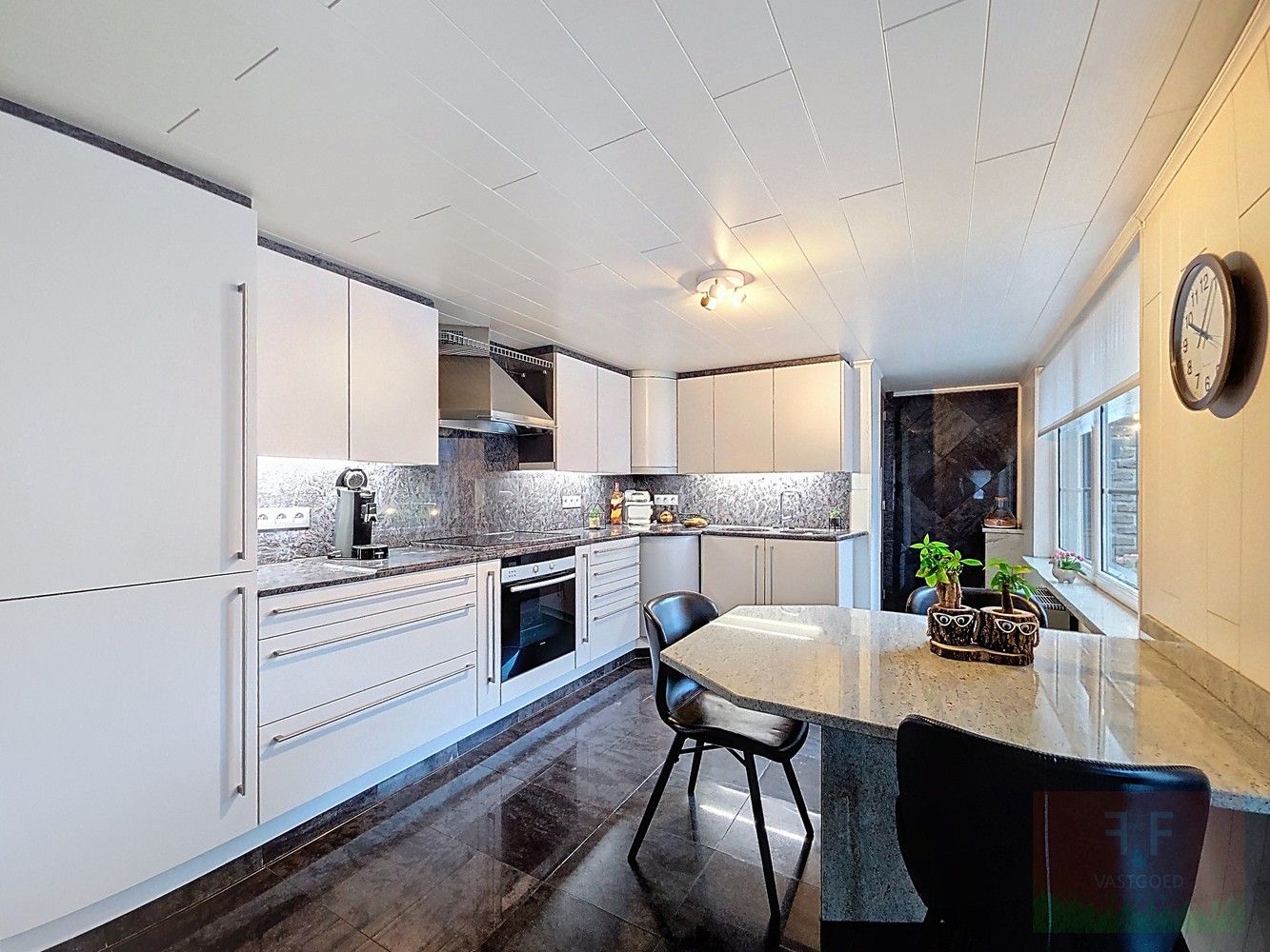 Instapklare eengezinswoning met prachtige tuin te Bavegem foto 8