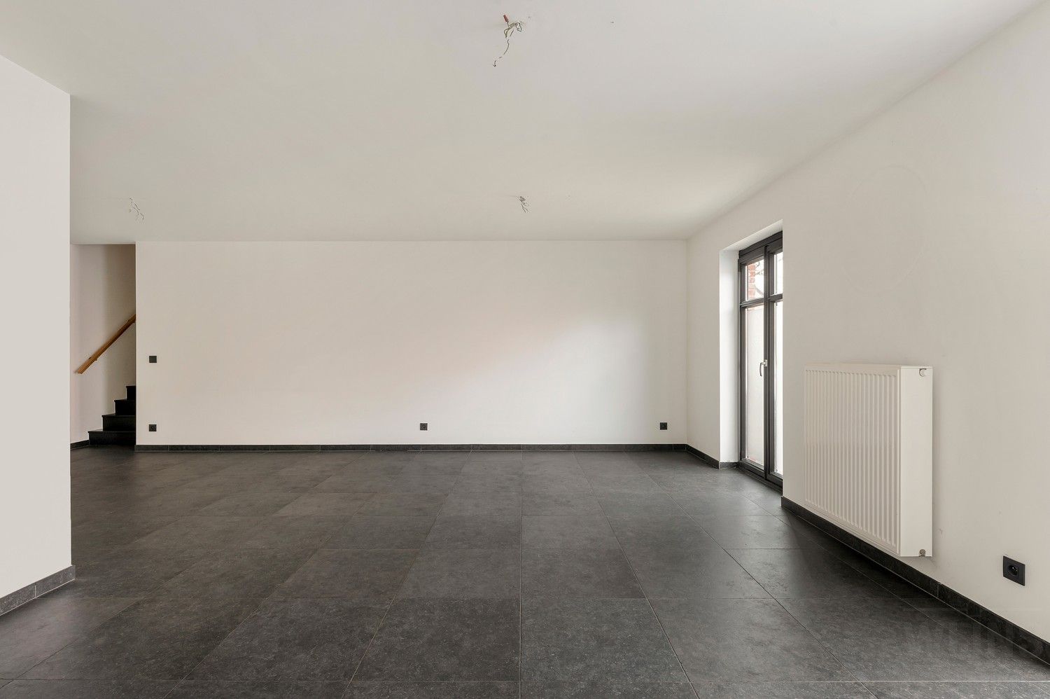 NIEUWE VRAAGPRIJS!! Gelijkvloers appartement (duplex) met 2 slaapkamers. foto 6