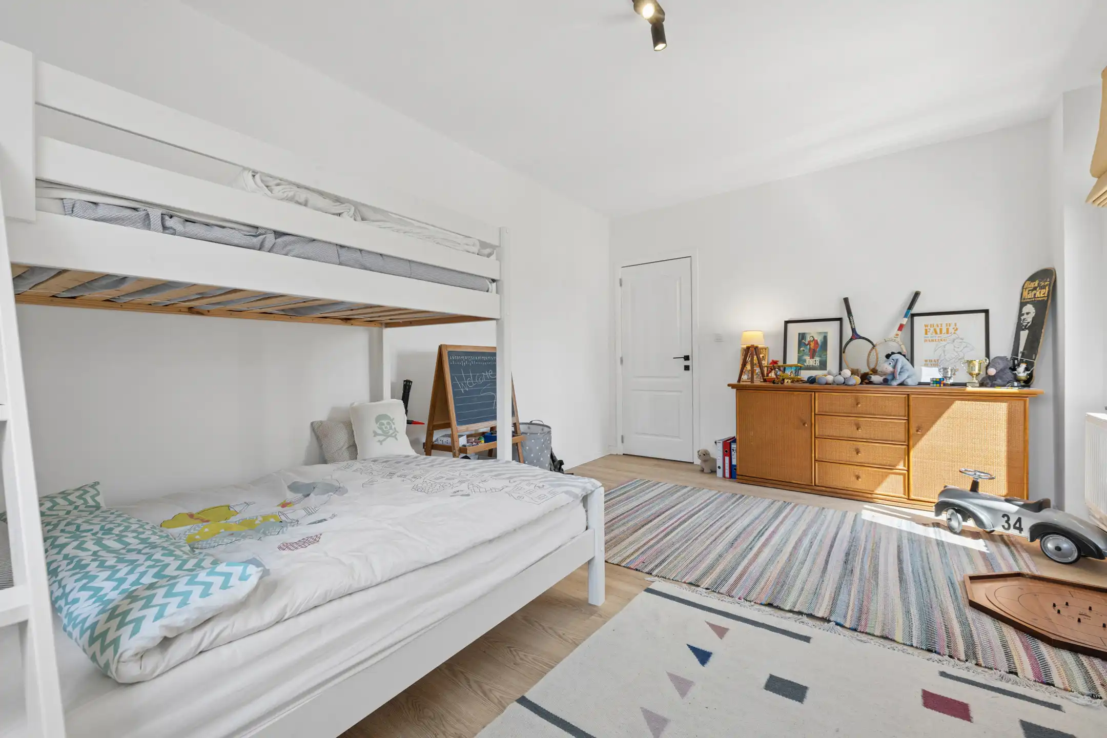 Mooi, volledig gerenoveerd huis - 4 slaapkamers foto 18